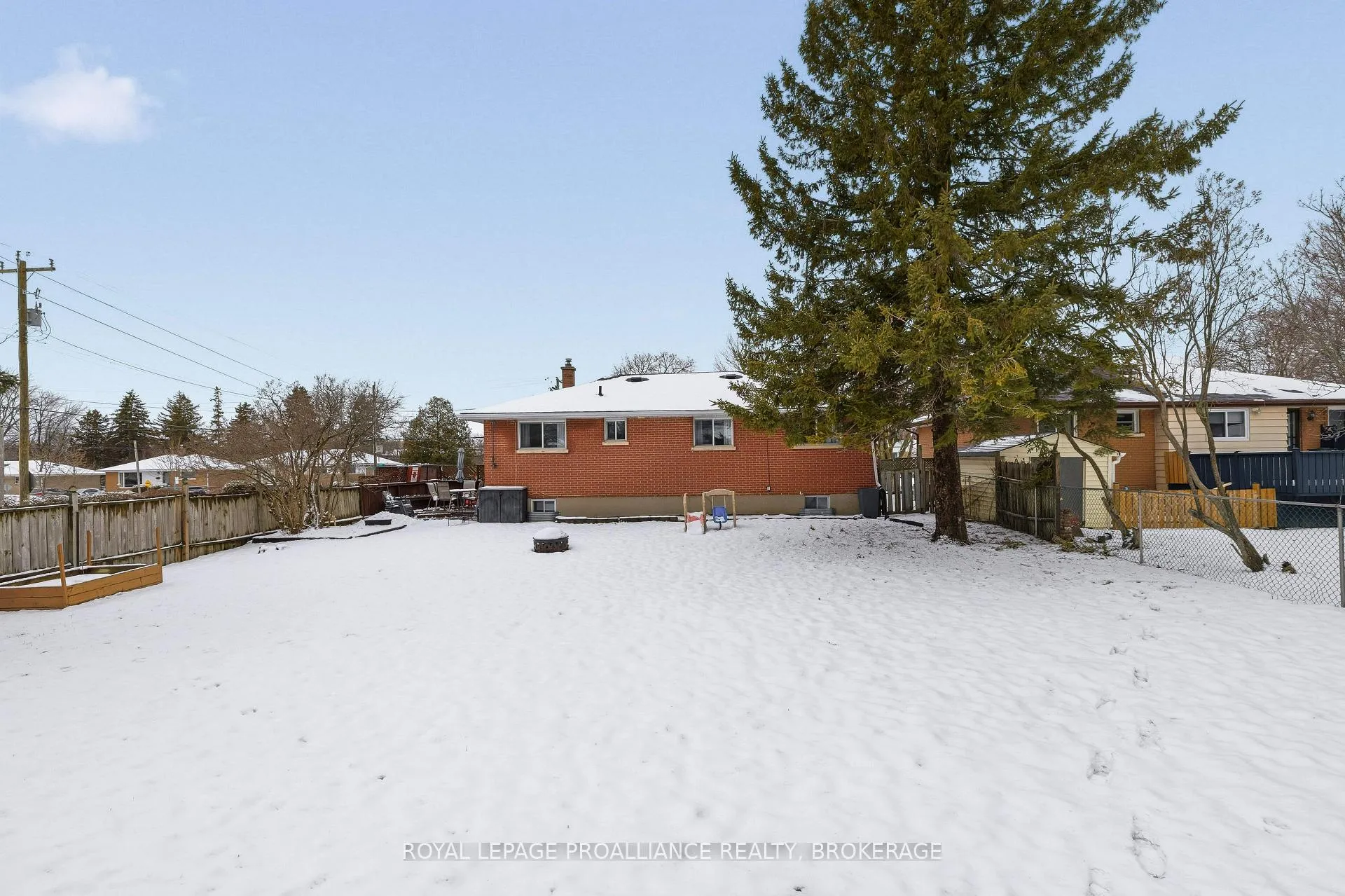 Photo 37 of 502 McEwen Drive, Kingston, City Southwest — HOMEH