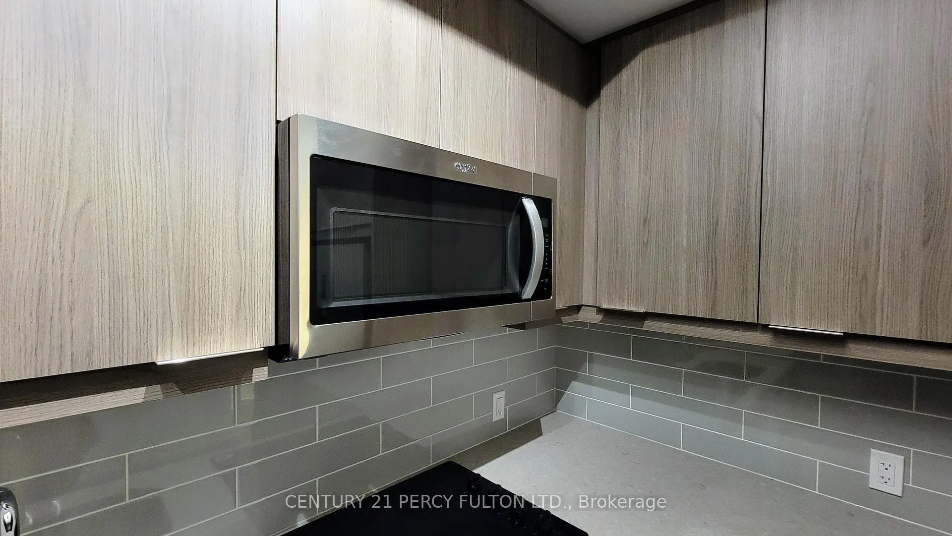 Photo 5 of Unit 903, 32 Forest Manor Road, North York, Henry Farm — HOMEH