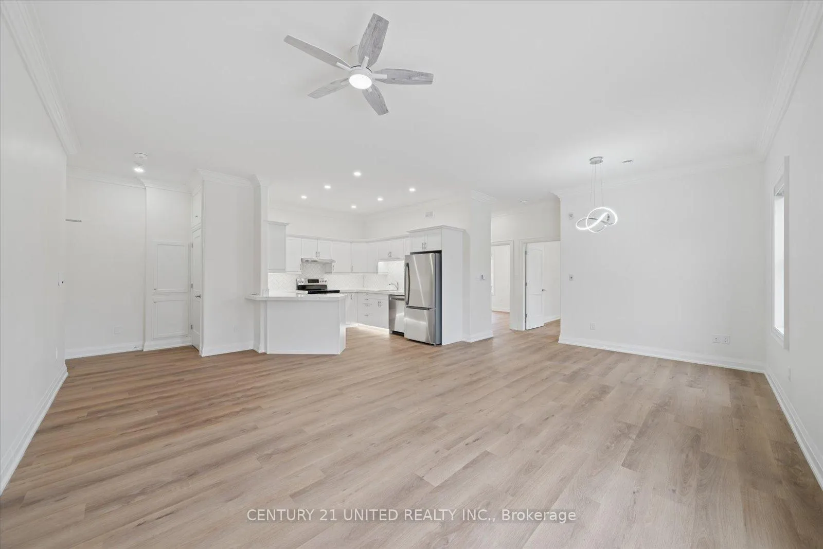 Photo 8 of Unit 202, 1027 Willcox Street, Selwyn — HOMEH
