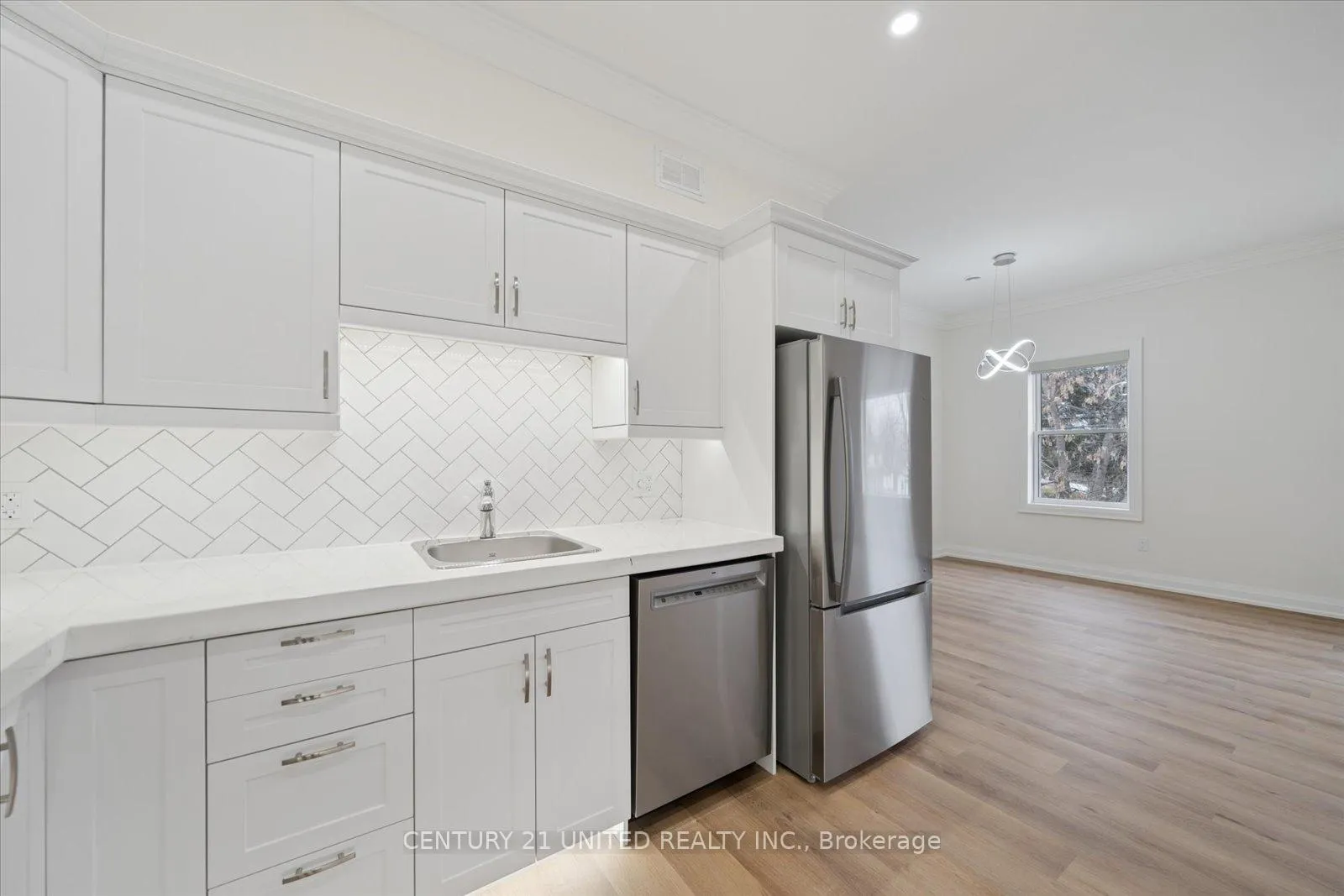Photo 15 of Unit 202, 1027 Willcox Street, Selwyn — HOMEH