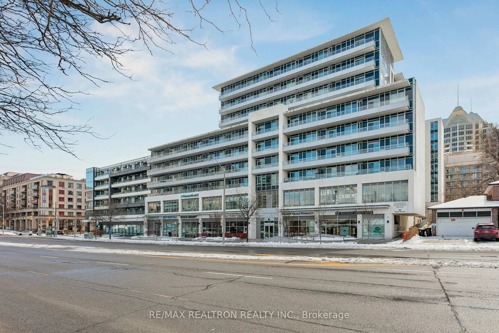 Front of Unit 732, 591 Sheppard Ave E