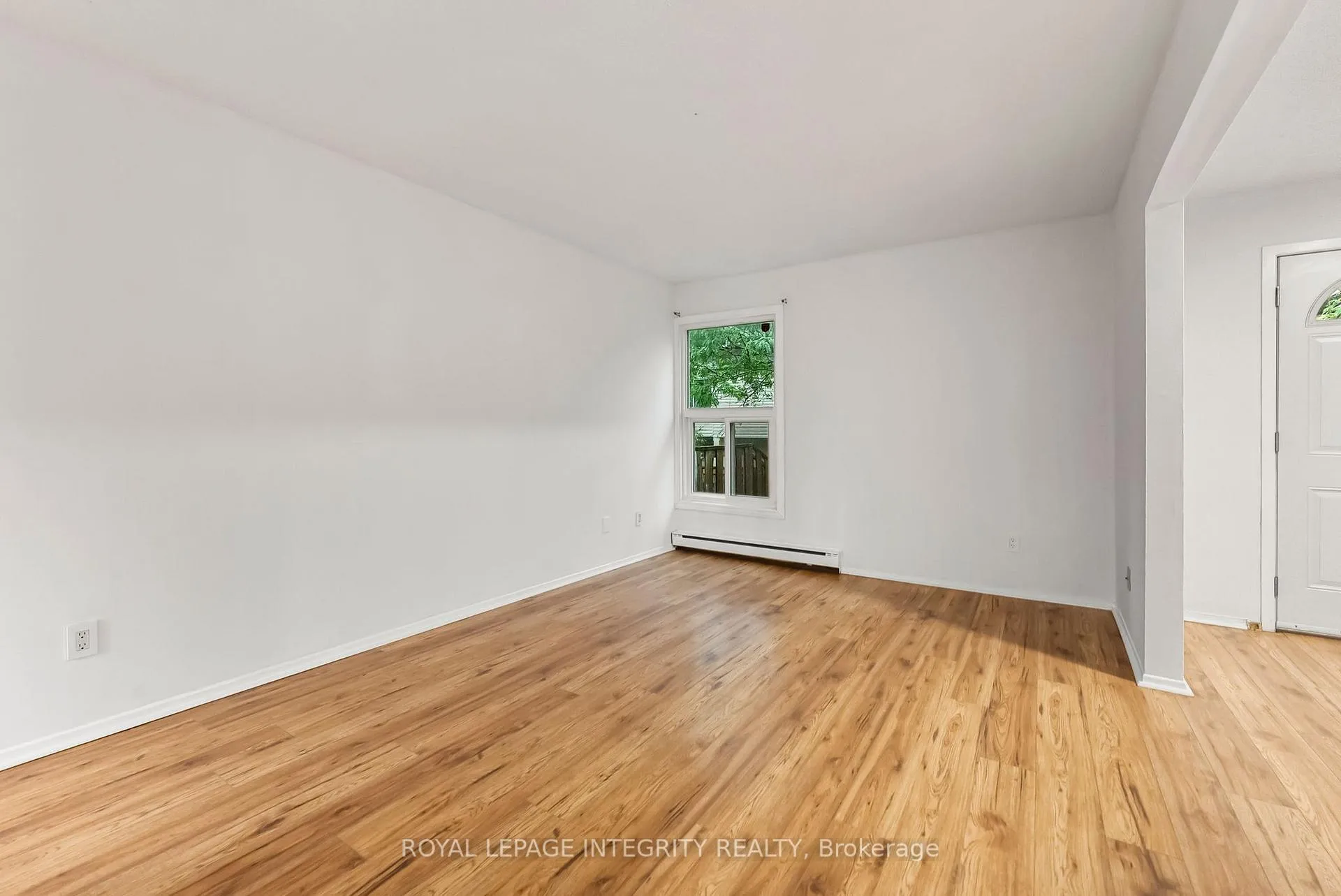 Photo 5 of Unit 39, 3415 Uplands Drive, Ottawa, Hunt Club — HOMEH