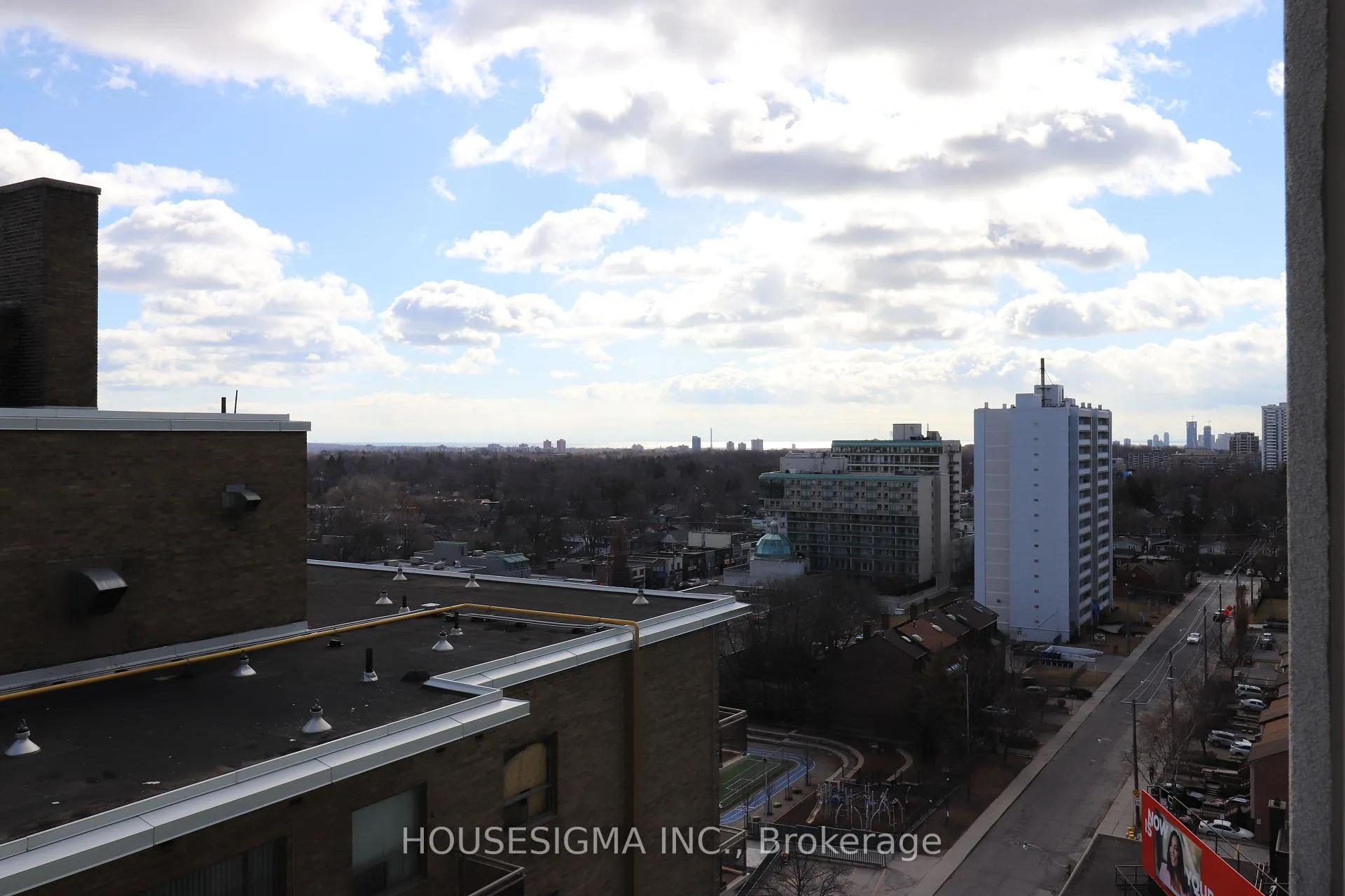 Photo 18 of Unit 1410, 212 Eglinton Avenue E, Toronto, Mount Pleasant West — HOMEH