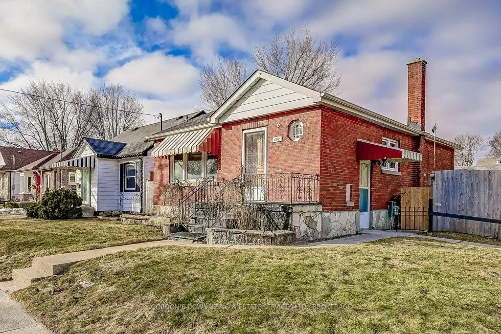 Photo 2 of 402 Division Street, Oshawa, O'Neill — HOMEH