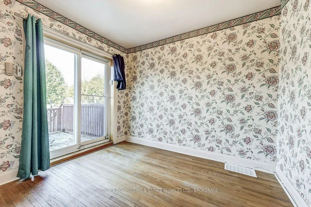 Photo 19 of 402 Division Street, Oshawa, O'Neill — HOMEH