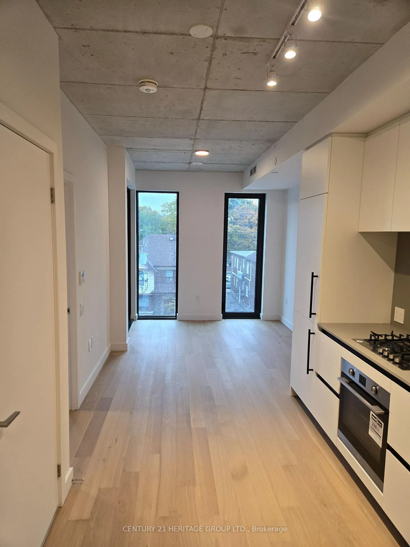 Photo 5 of Unit 333, 1720 Bayview Avenue, Toronto, Mount Pleasant East — HOMEH