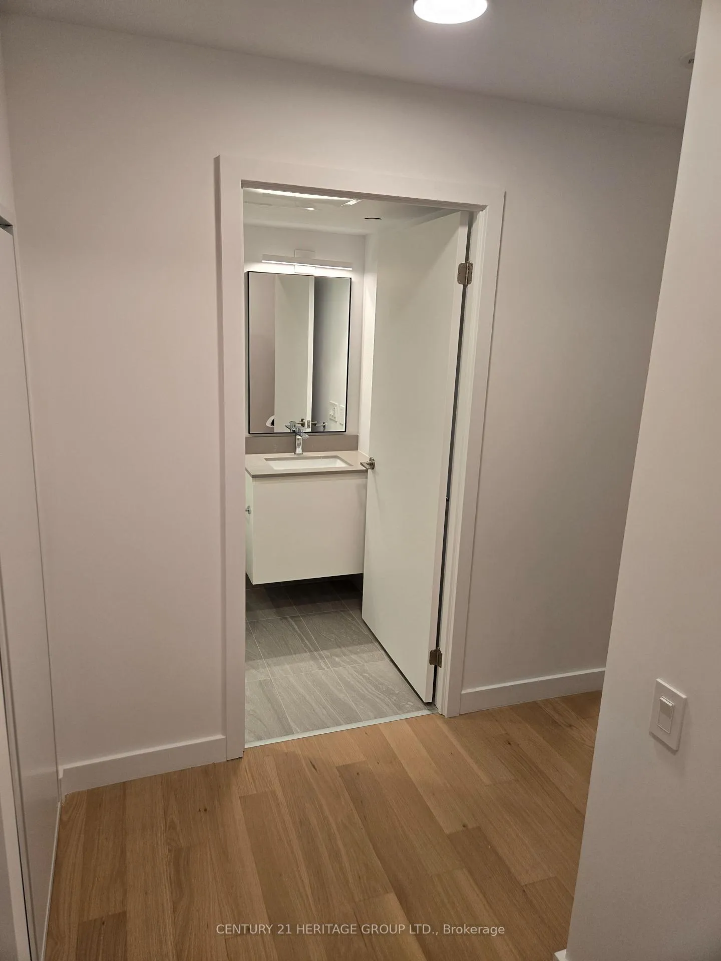 Photo 12 of Unit 333, 1720 Bayview Avenue, Toronto, Mount Pleasant East — HOMEH