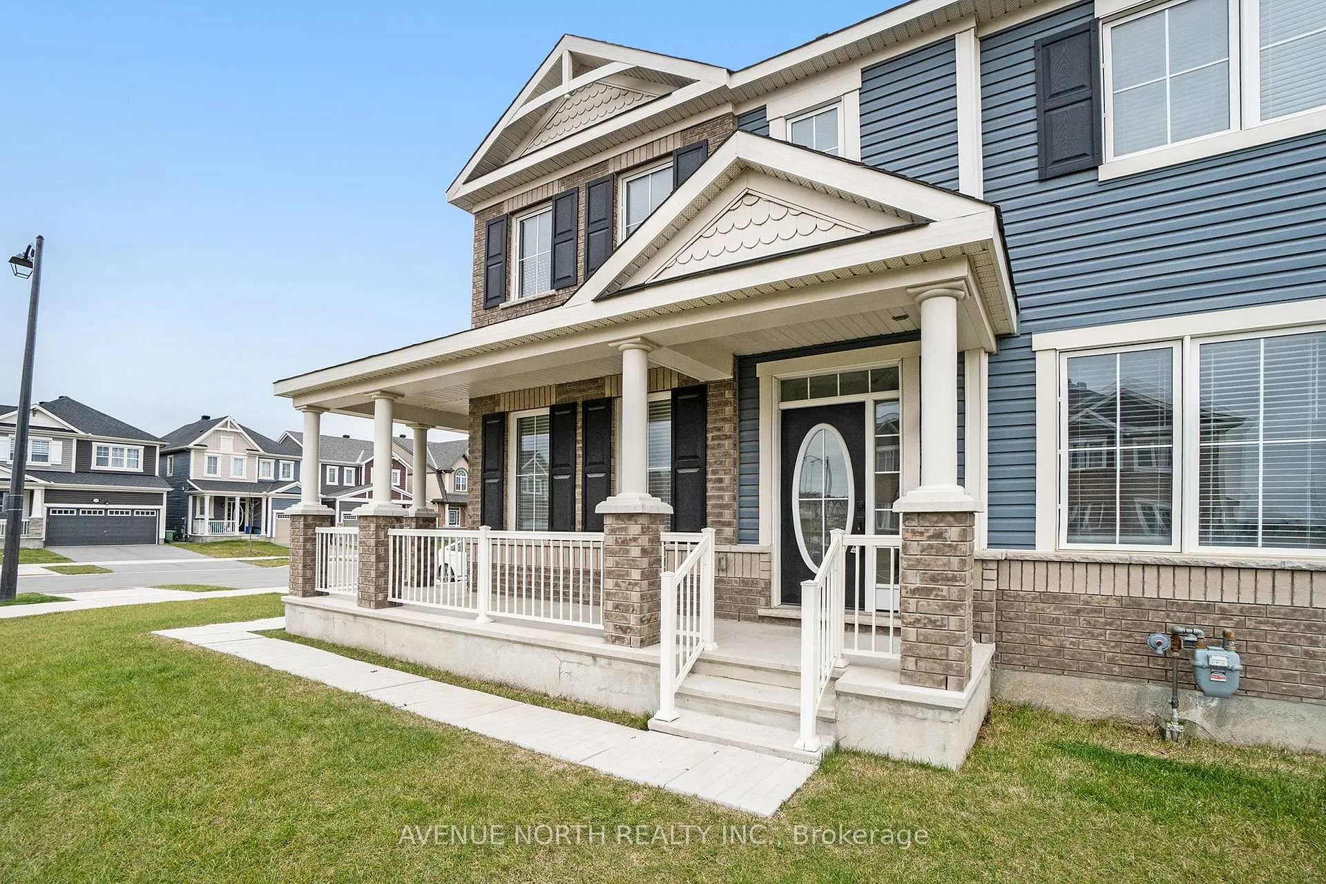 Photo 2 of 157 Cranesbill Road, Ottawa, Kanata - Emerald Meadows/Trailwest — HOMEH