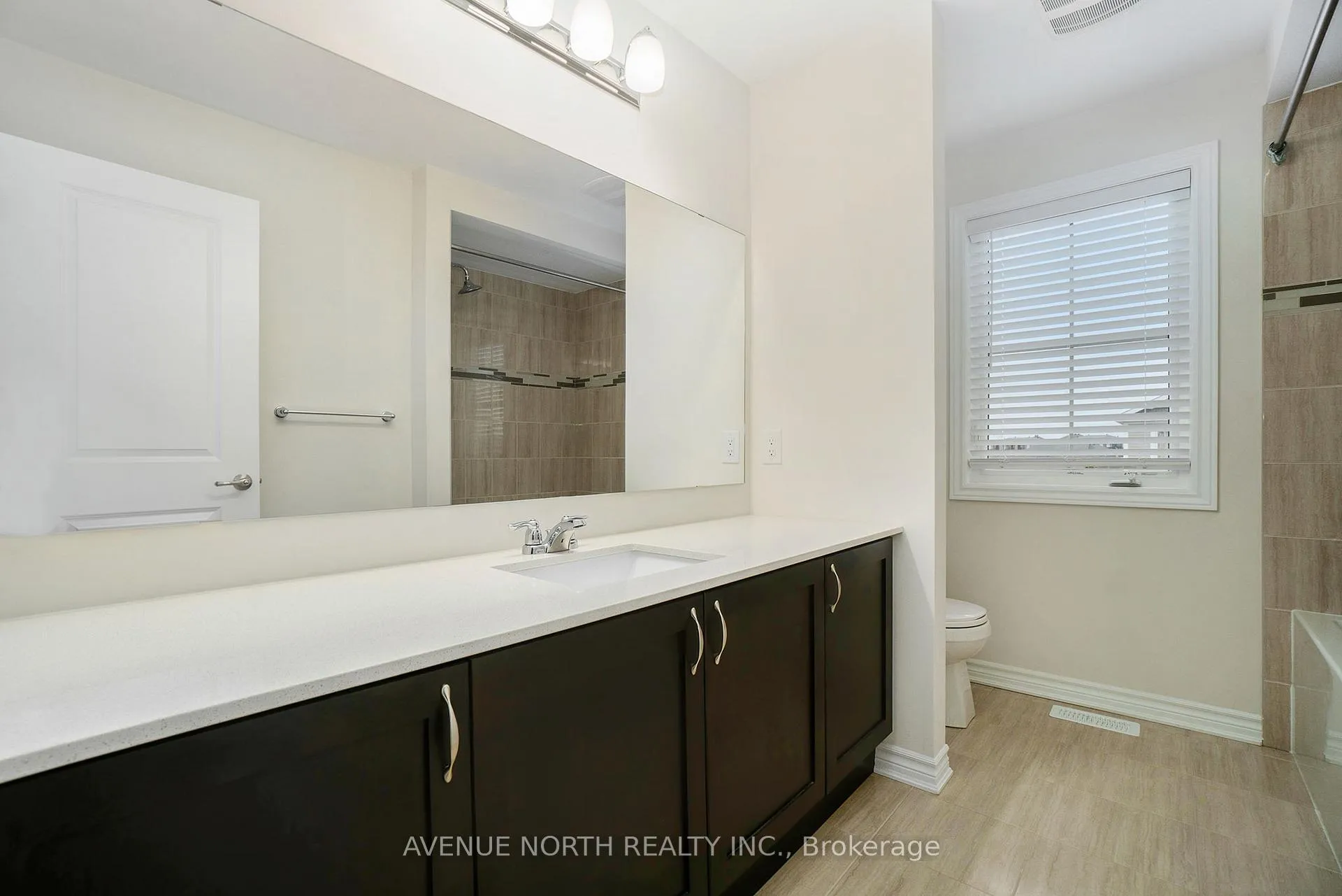 Photo 16 of 157 Cranesbill Road, Ottawa, Kanata - Emerald Meadows/Trailwest — HOMEH