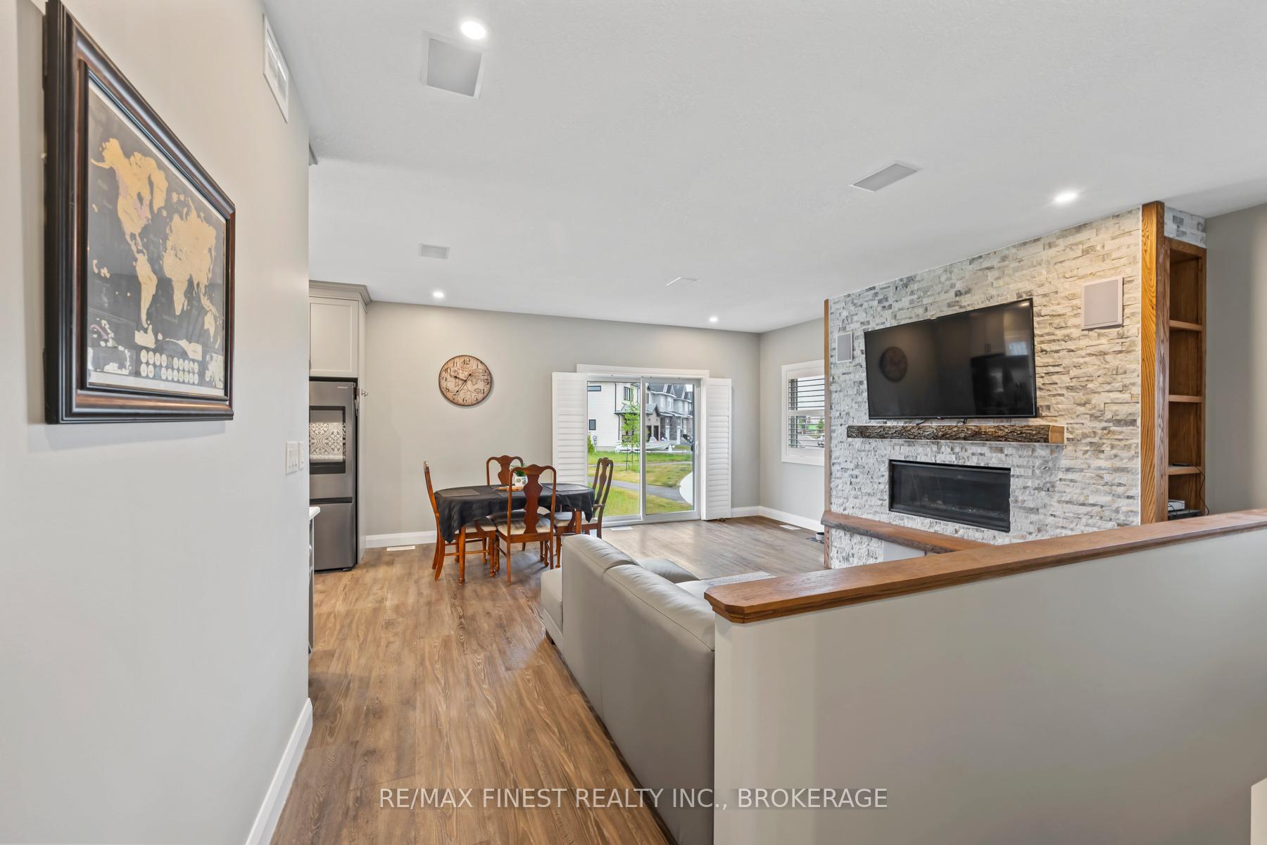 Photo 2 of 218 Creighton Drive, Loyalist, Odessa — HOMEH