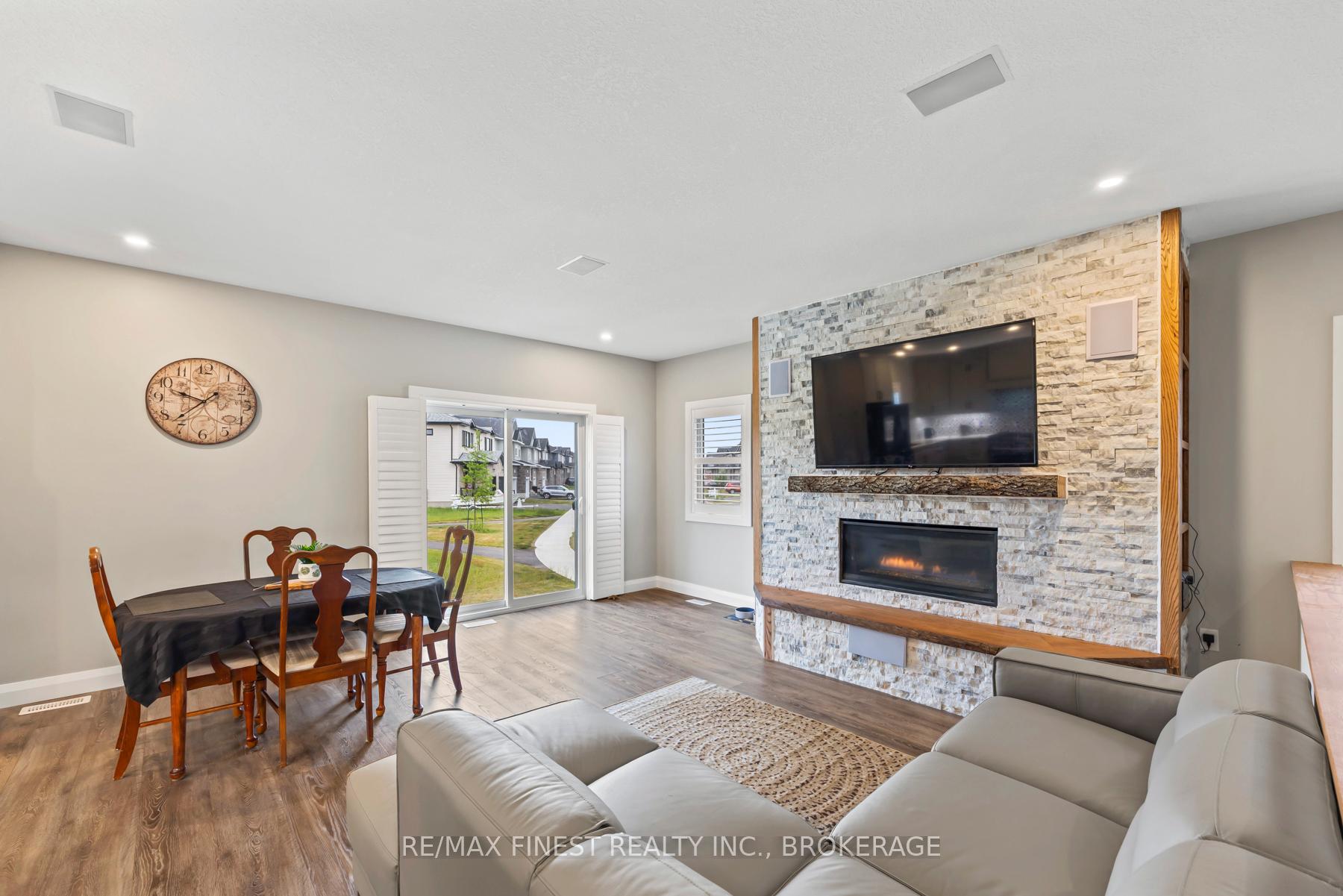 Photo 3 of 218 Creighton Drive, Loyalist, Odessa — HOMEH