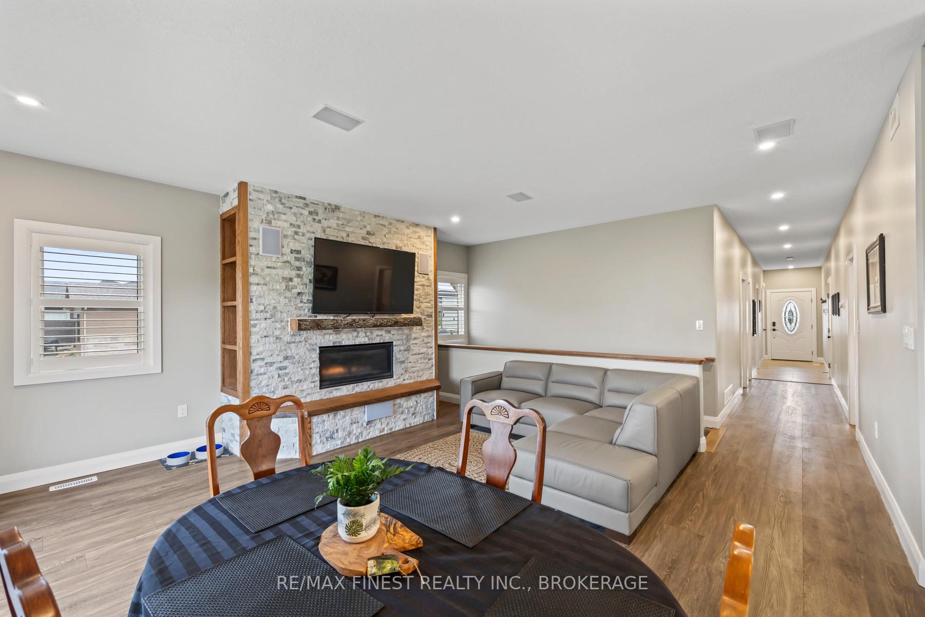 Photo 4 of 218 Creighton Drive, Loyalist, Odessa — HOMEH