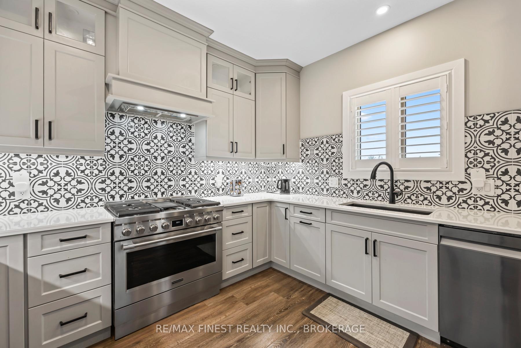 Photo 10 of 218 Creighton Drive, Loyalist, Odessa — HOMEH