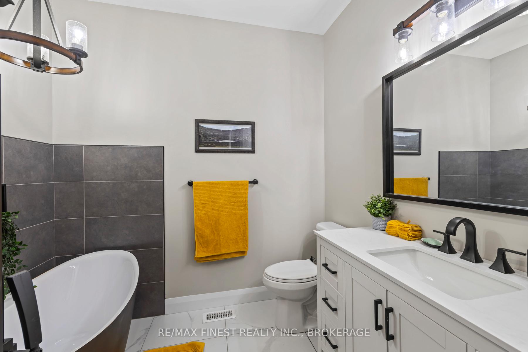Photo 24 of 218 Creighton Drive, Loyalist, Odessa — HOMEH
