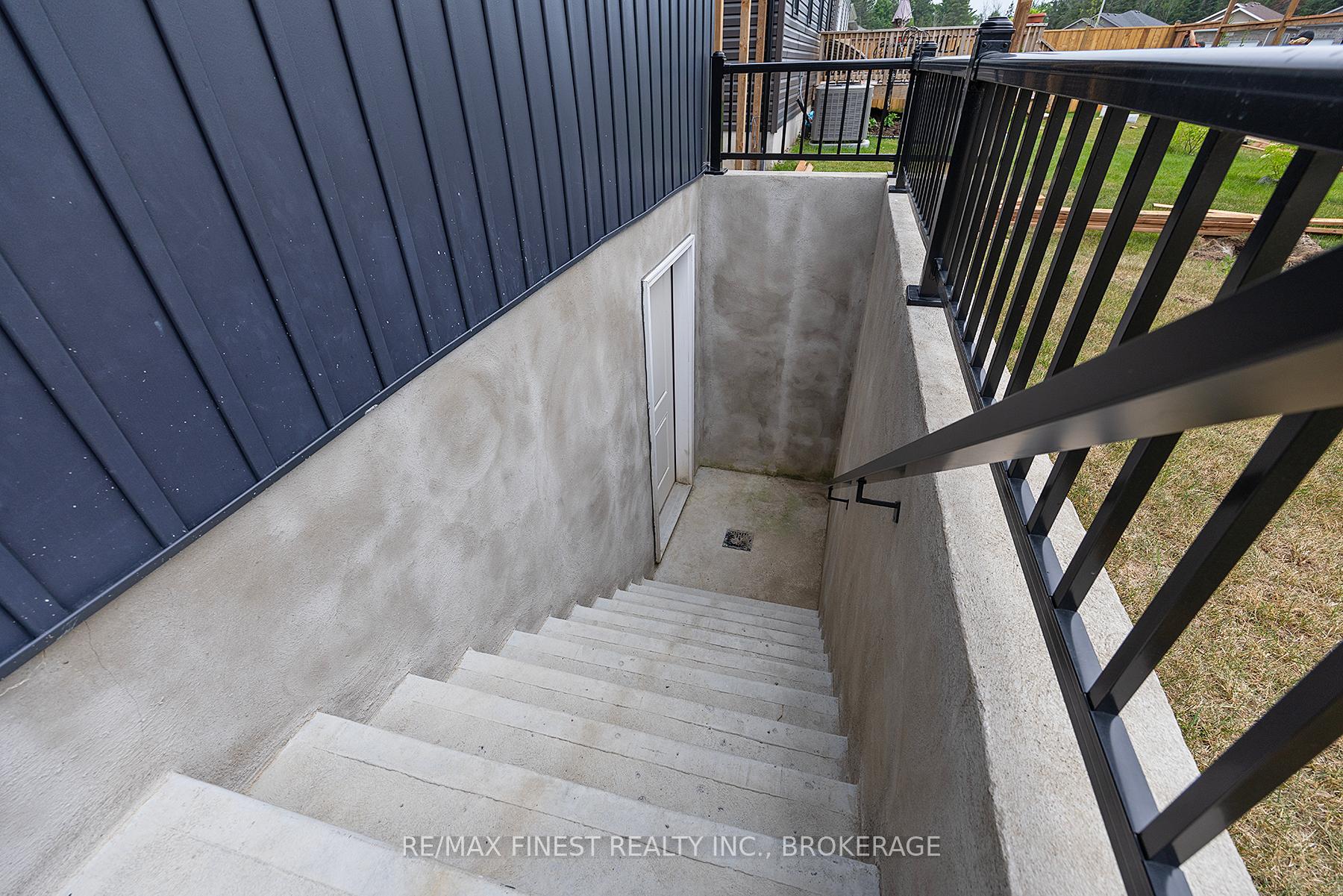 Photo 47 of 218 Creighton Drive, Loyalist, Odessa — HOMEH