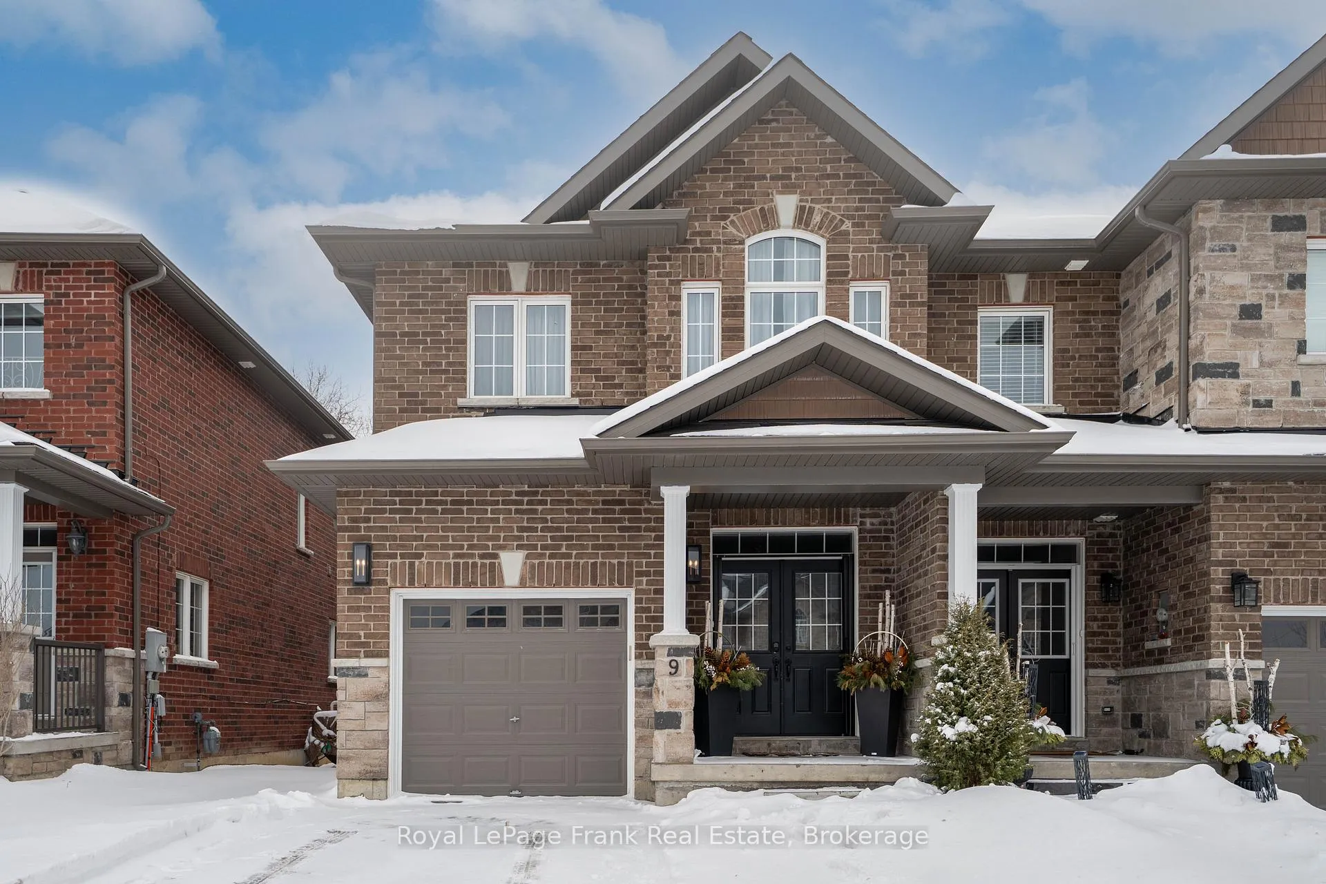 Front of 9 Michael Cummings Court