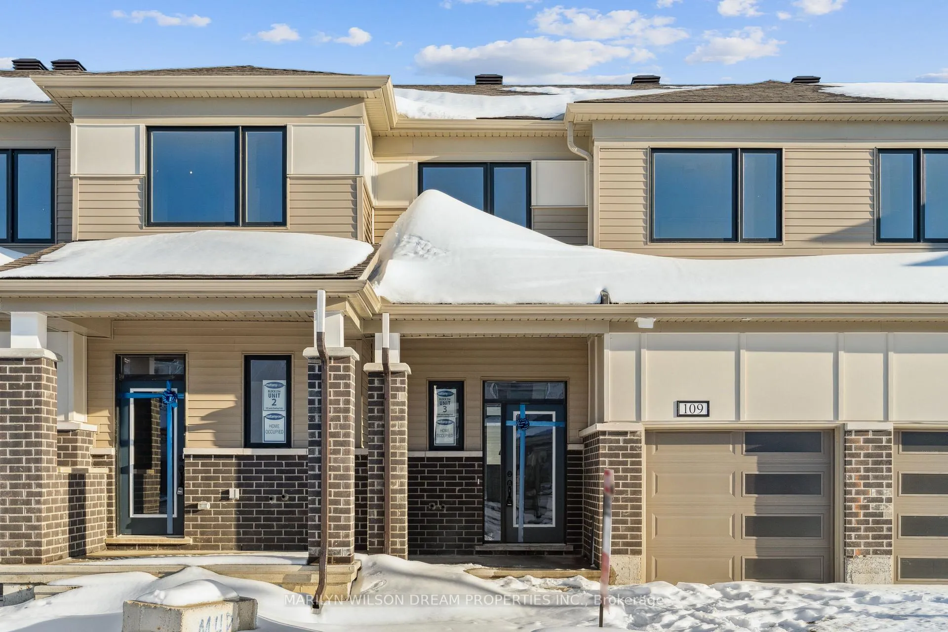 Front of 109 Yearling Circle
