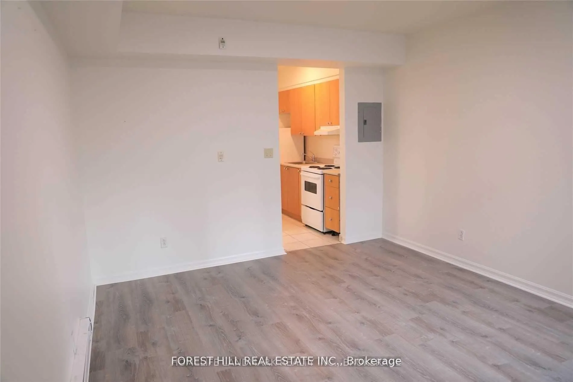 Photo 2 of Unit 201, 126 Dundas Street E, Toronto, Church-Yonge Corridor — HOMEH