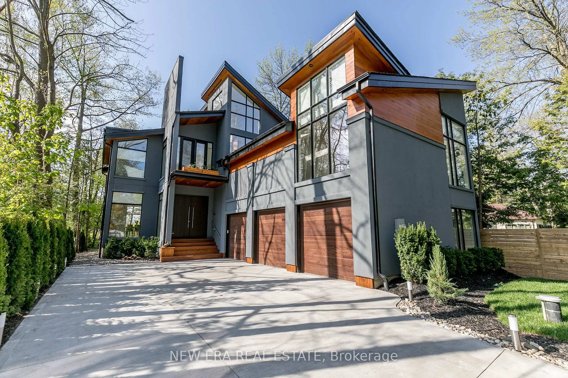 Photo 17 of 767 Cedarvale Drive, Innisfil, Rural Innisfil — HOMEH