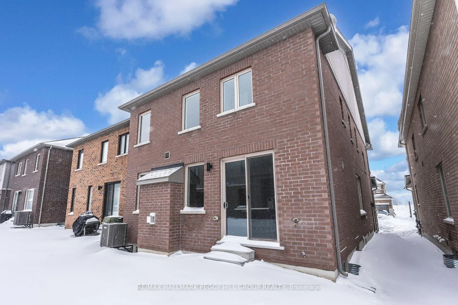 Photo 18 of 5 Amsterdam Drive, Barrie, Innis-Shore — HOMEH