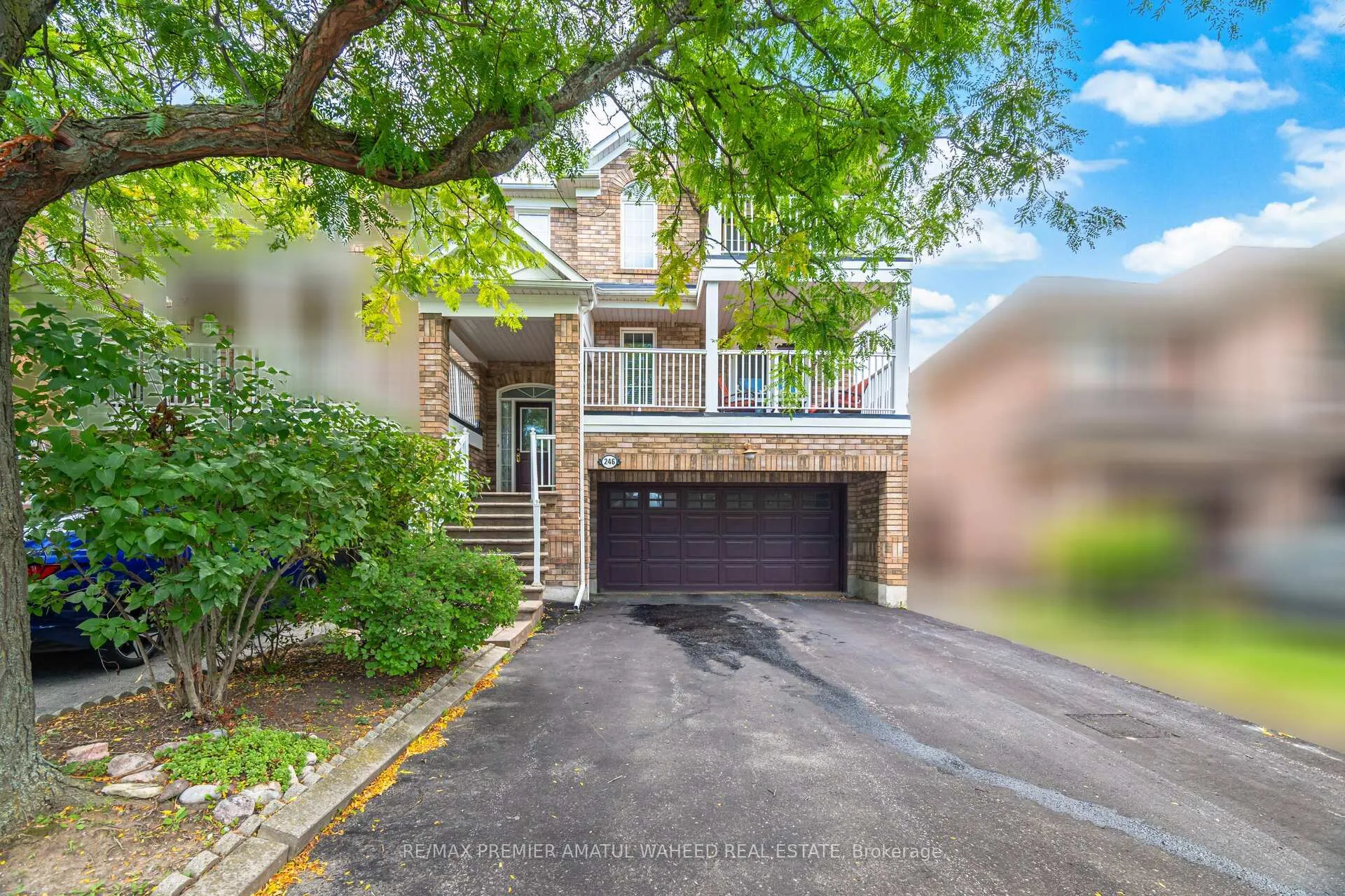 Photo 3 of 246 Equator Crescent, Vaughan, Vellore Village — HOMEH