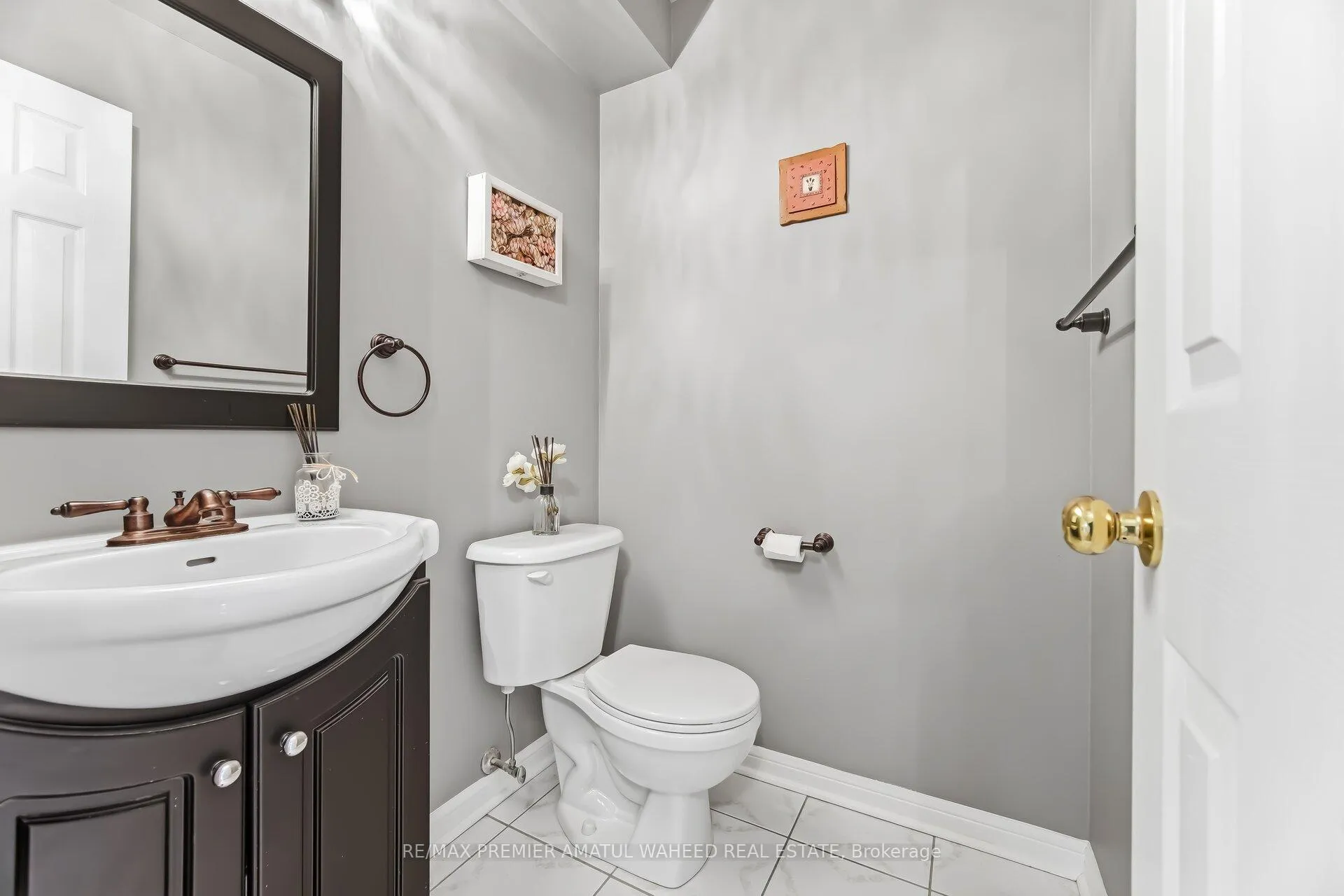Photo 19 of 246 Equator Crescent, Vaughan, Vellore Village — HOMEH