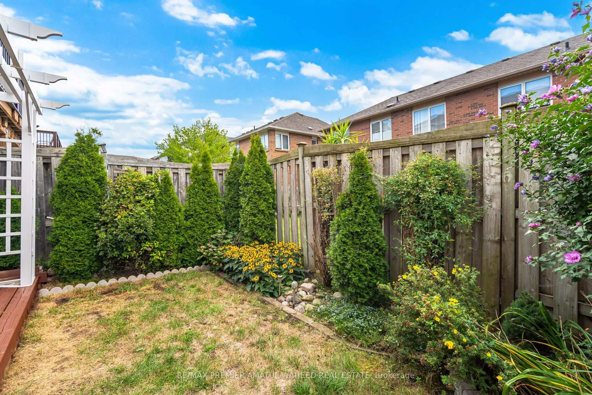 Photo 46 of 246 Equator Crescent, Vaughan, Vellore Village — HOMEH