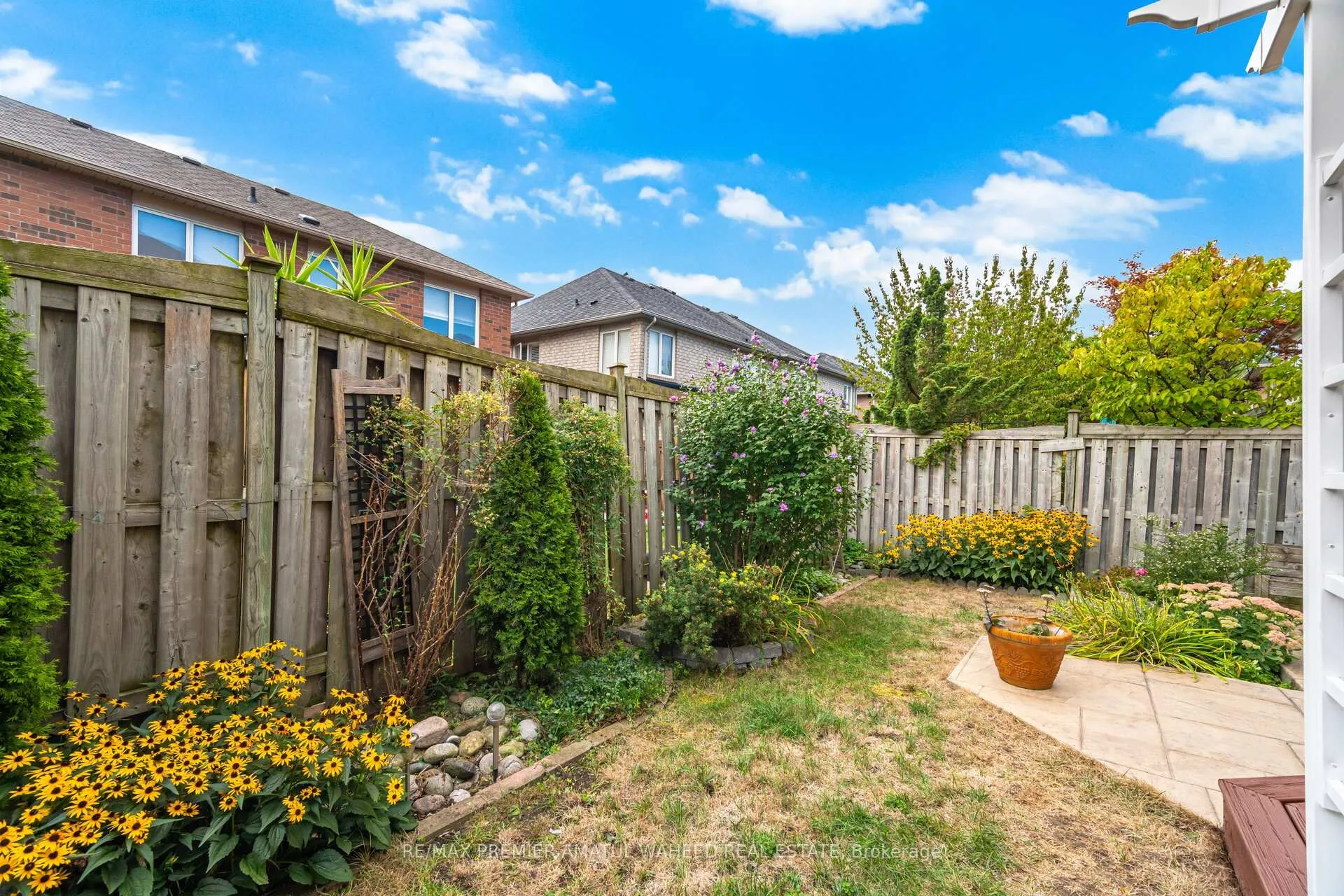 Photo 47 of 246 Equator Crescent, Vaughan, Vellore Village — HOMEH