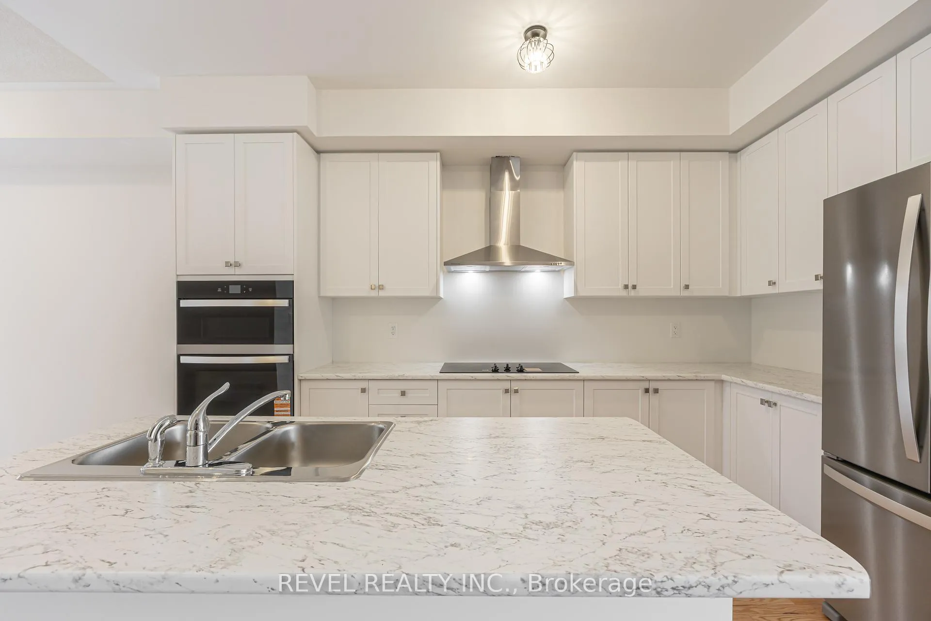 Photo 5 of 2926 Peter Matthew Drive, Pickering, Rural Pickering — HOMEH