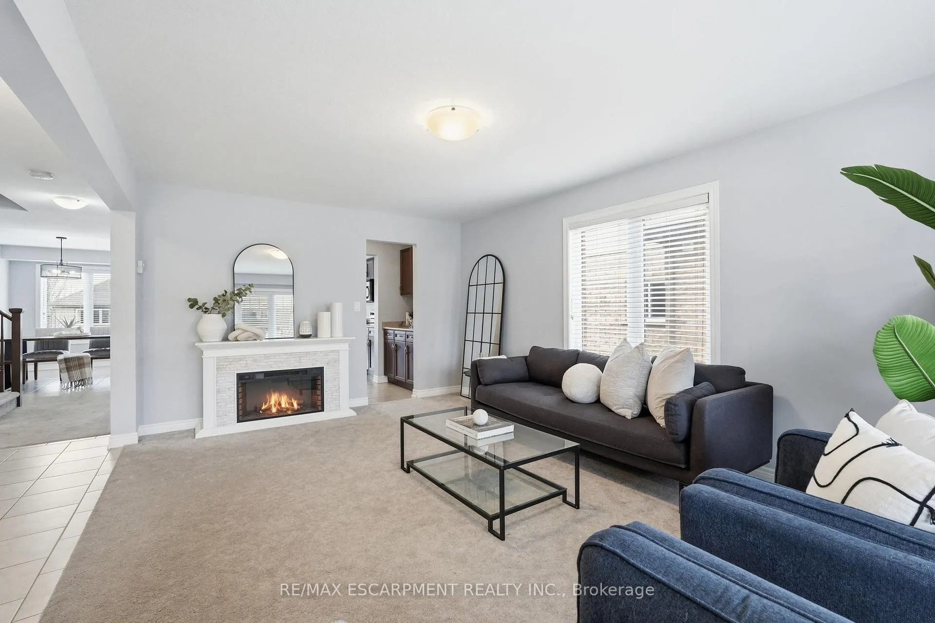Photo 5 of 4021 Bush Crescent, Lincoln, Beamsville — HOMEH
