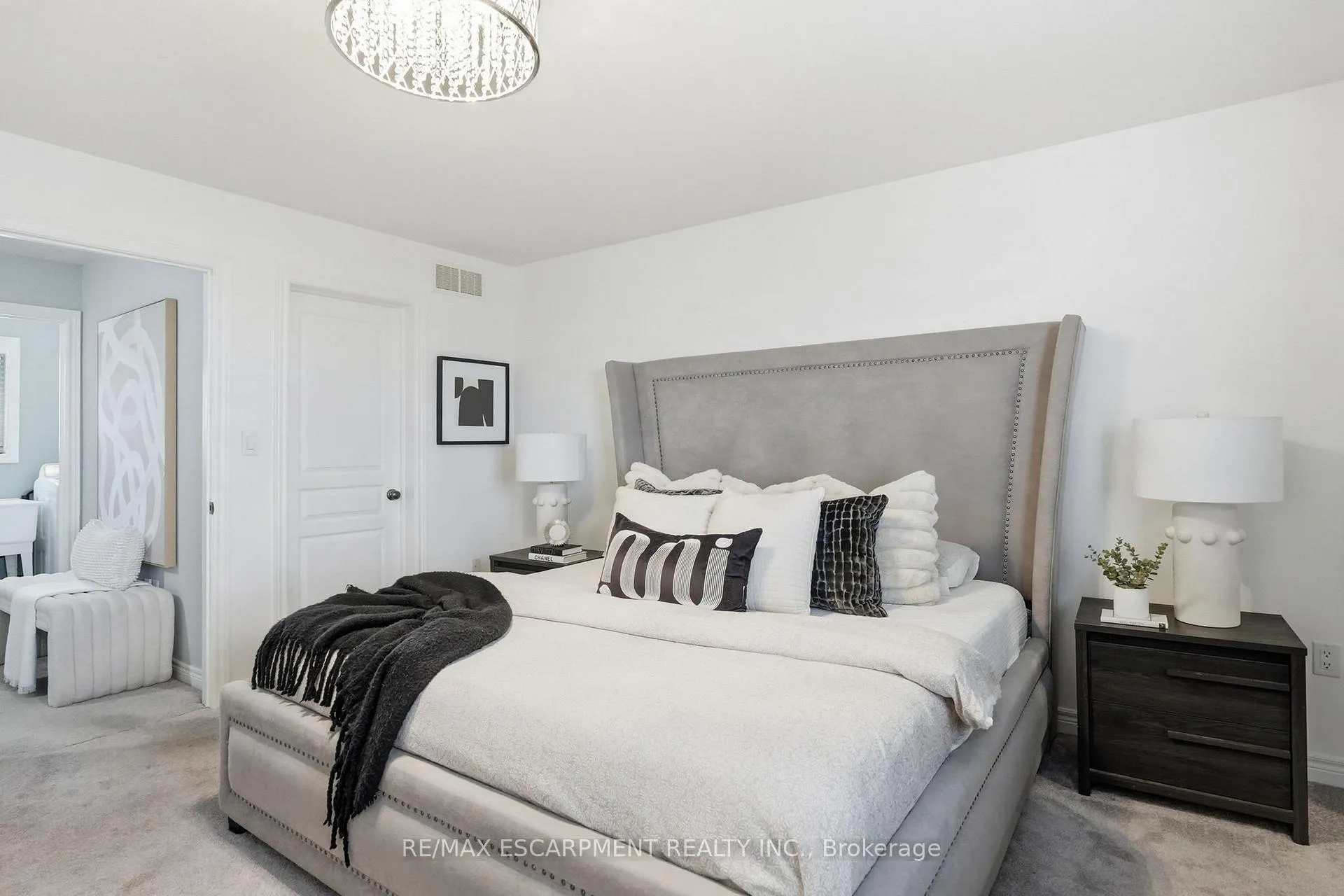 Photo 18 of 4021 Bush Crescent, Lincoln, Beamsville — HOMEH