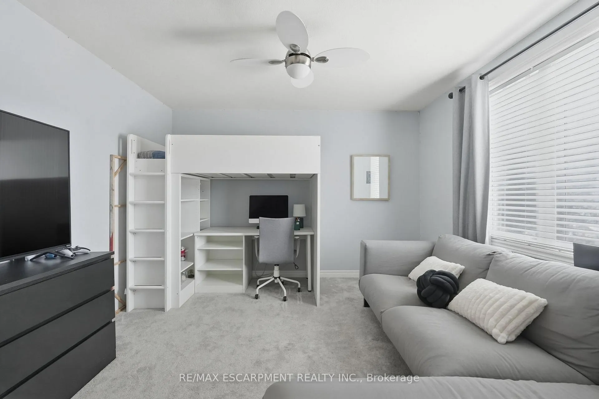 Photo 24 of 4021 Bush Crescent, Lincoln, Beamsville — HOMEH
