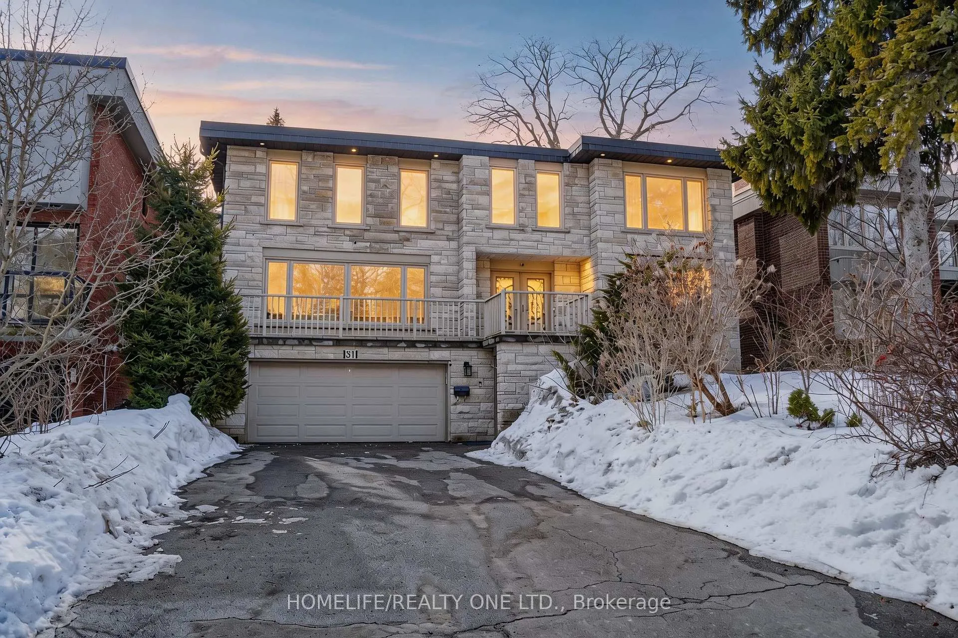 Front of 31 Bearwood Drive