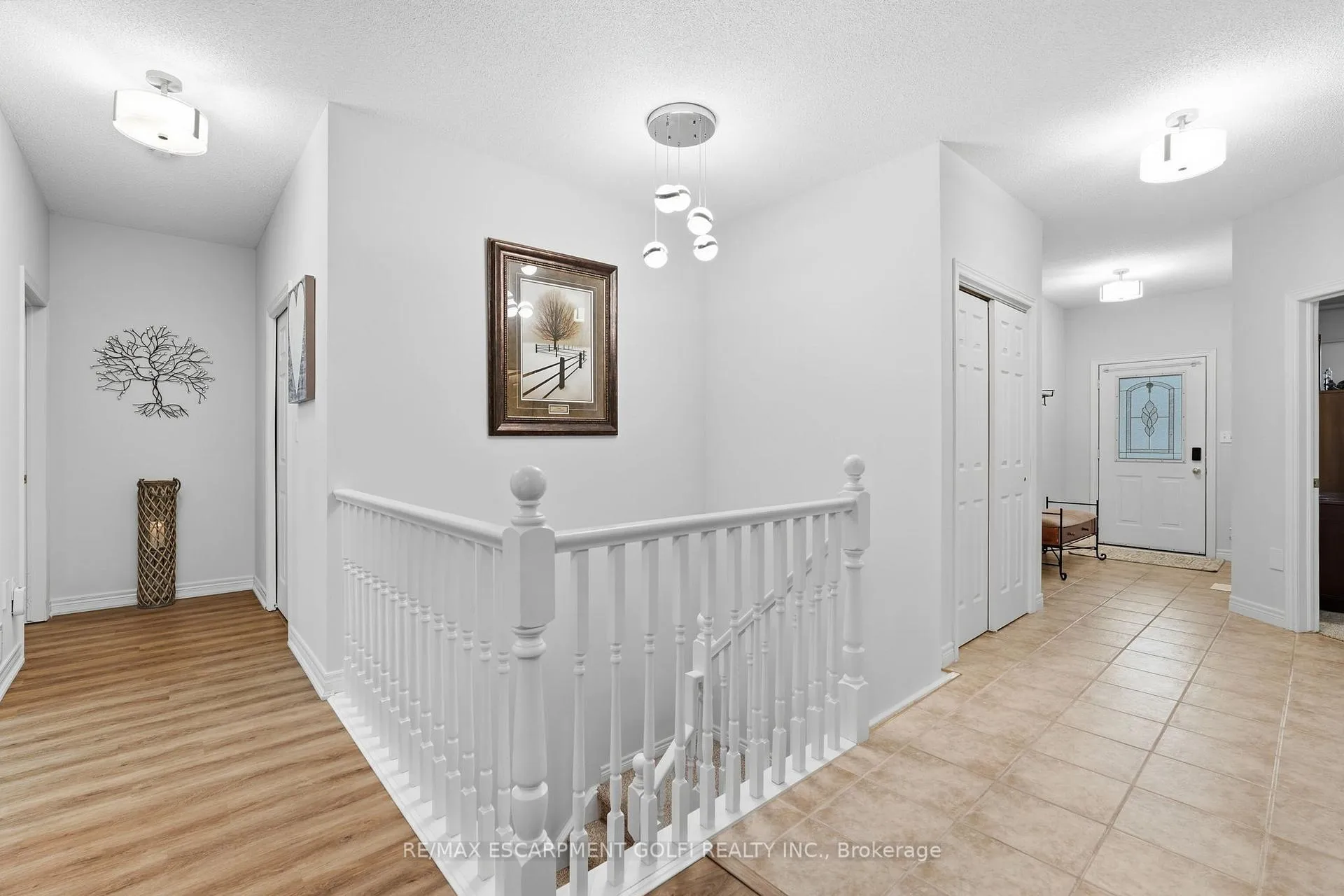 Photo 24 of 26 Cathy Drive, Hamilton, Twenty Place — HOMEH