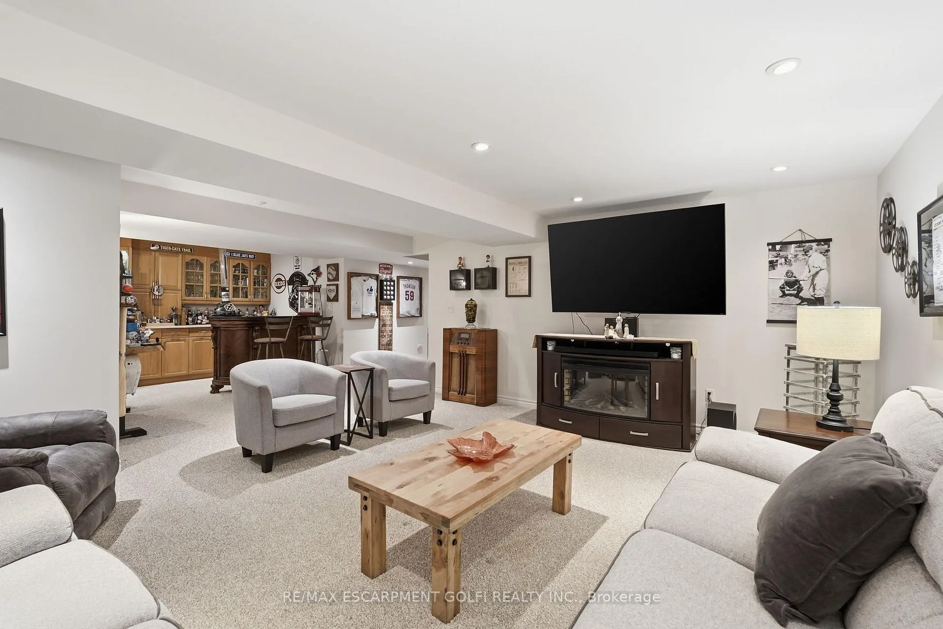Photo 32 of 26 Cathy Drive, Hamilton, Twenty Place — HOMEH
