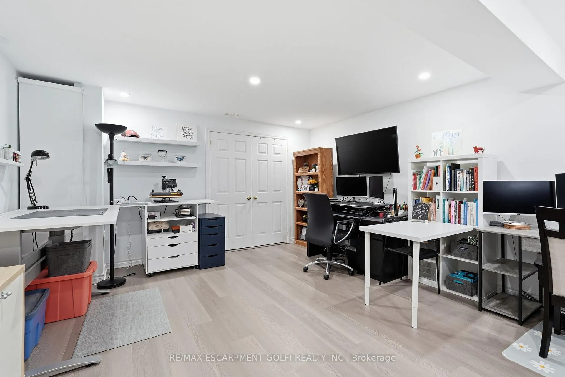 Photo 33 of 26 Cathy Drive, Hamilton, Twenty Place — HOMEH