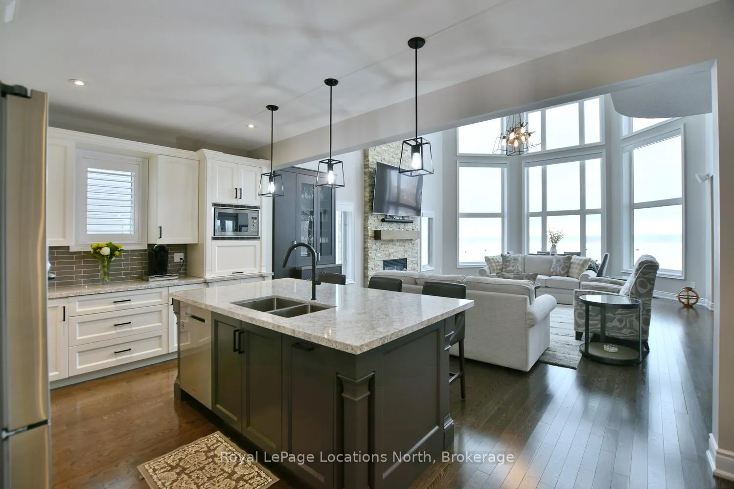 Photo 11 of 65 Waterview Road, Wasaga Beach — HOMEH