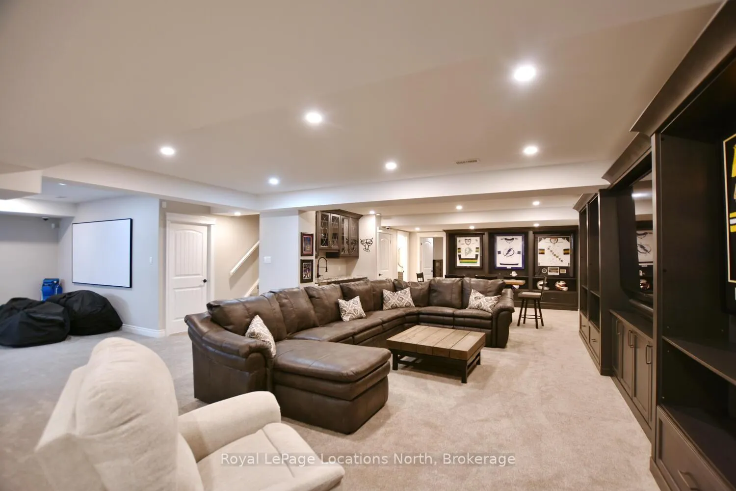 Photo 37 of 65 Waterview Road, Wasaga Beach — HOMEH