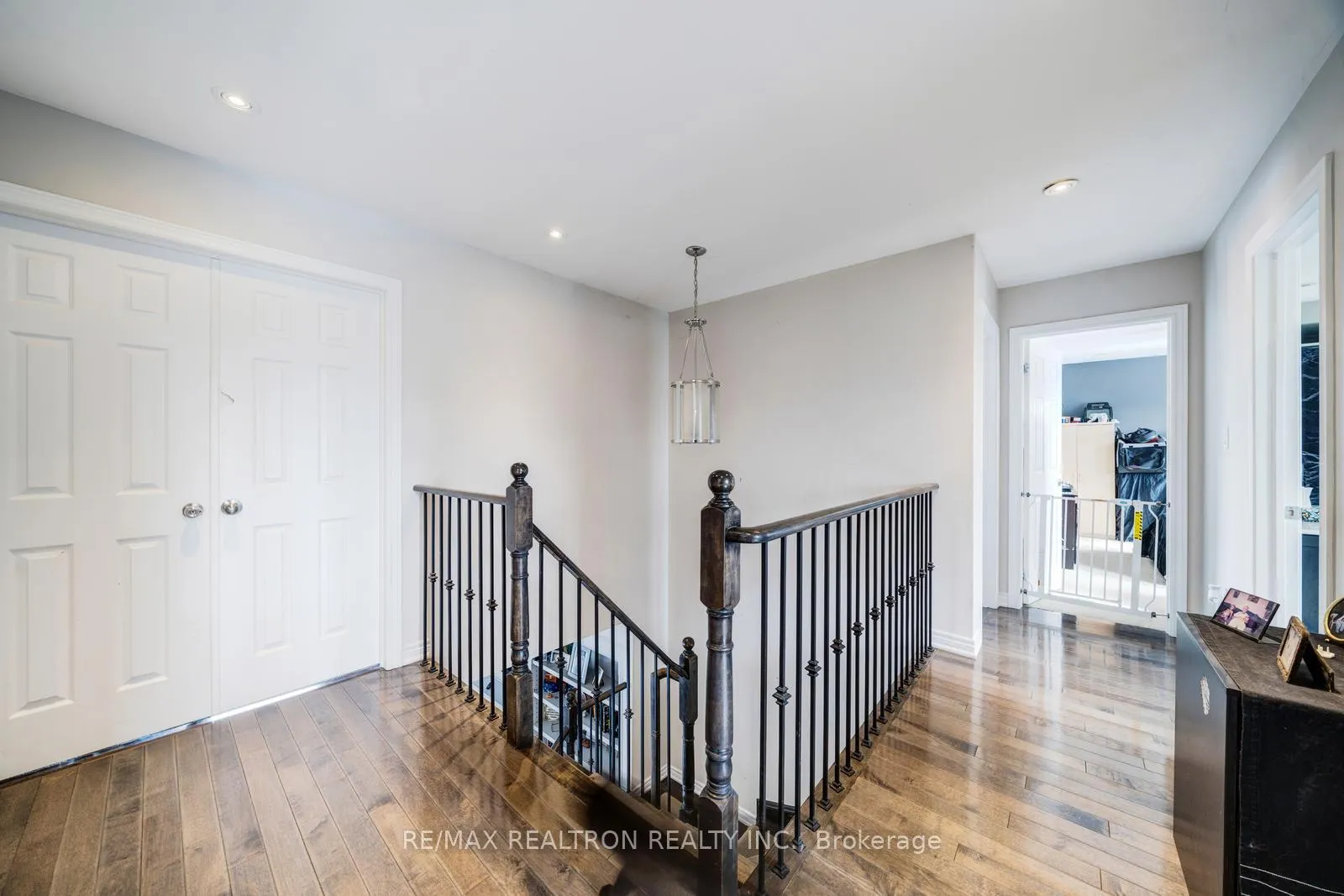 Photo 24 of 22 Northern Dancer Drive, Oshawa, Windfields — HOMEH