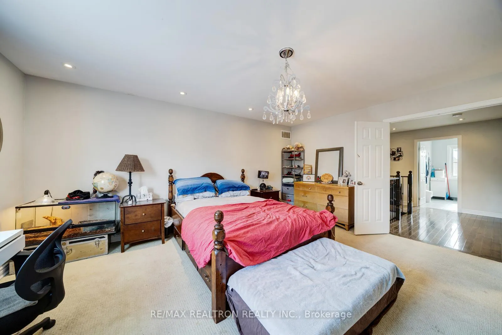 Photo 29 of 22 Northern Dancer Drive, Oshawa, Windfields — HOMEH