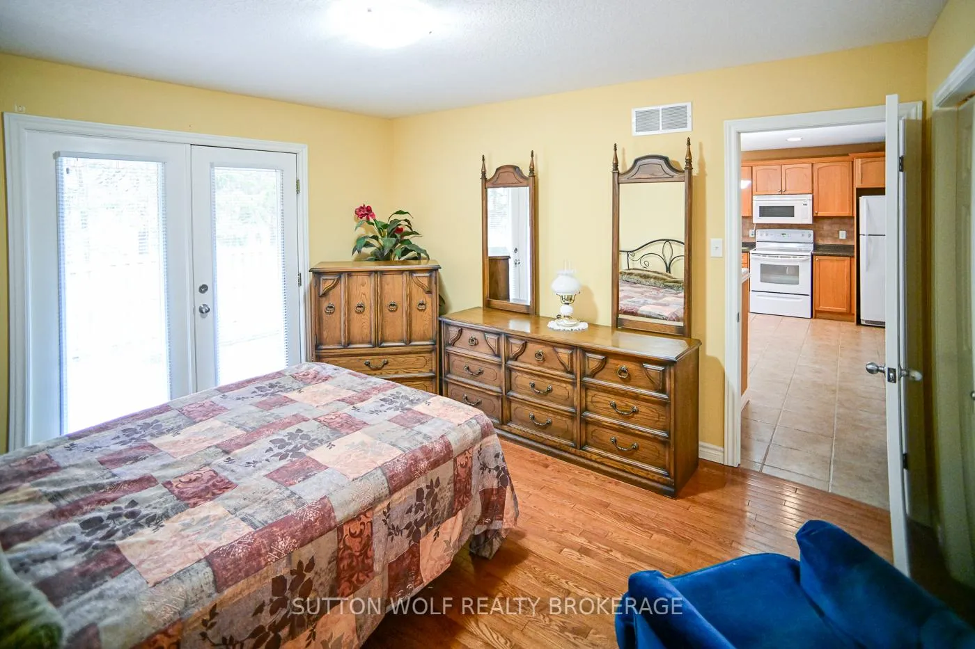 Photo 20 of Unit 7, 375 Scott Street E, Strathroy-Caradoc, SE — HOMEH