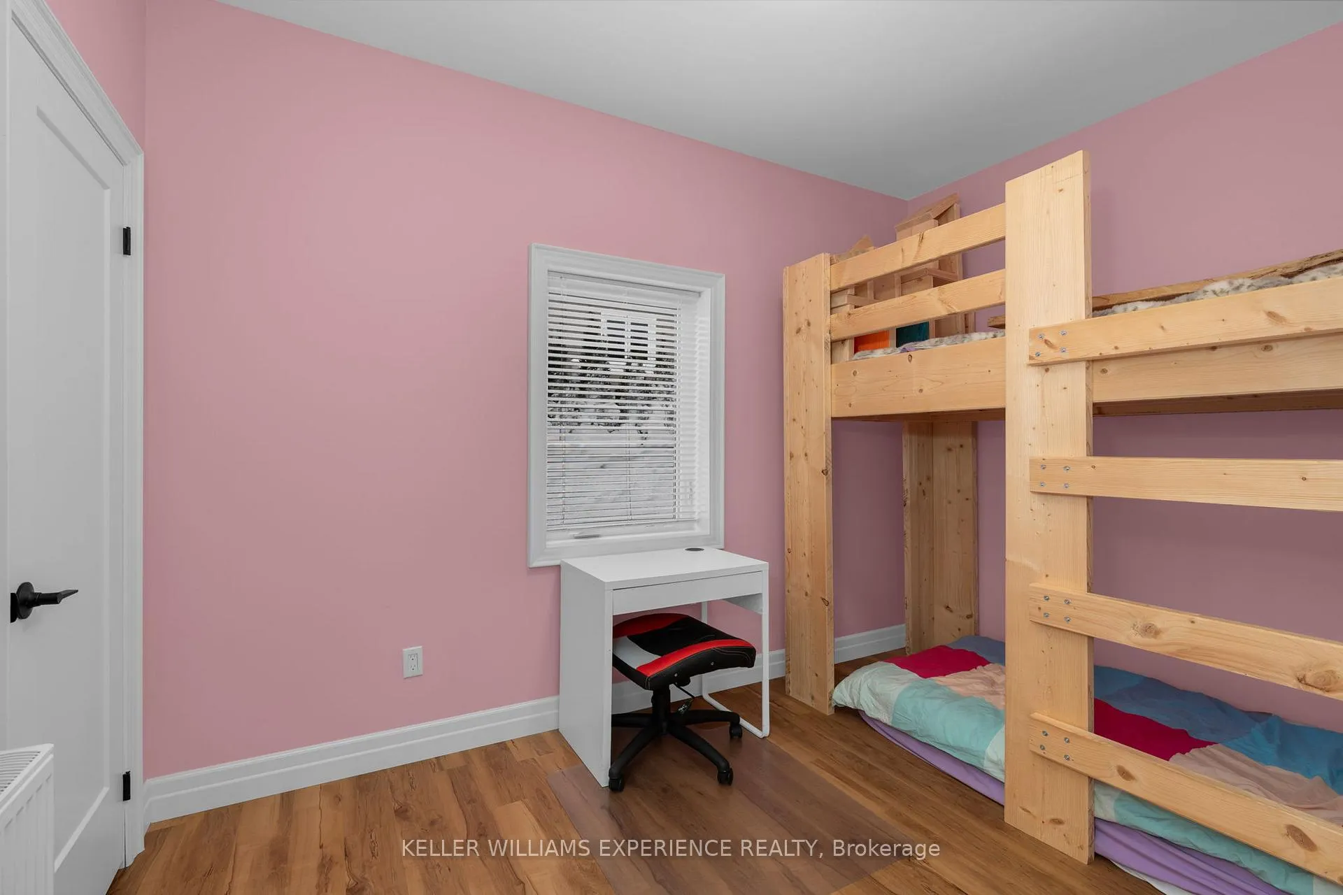 Photo 9 of 24 Rue Helene, Tiny, Lafontaine — HOMEH