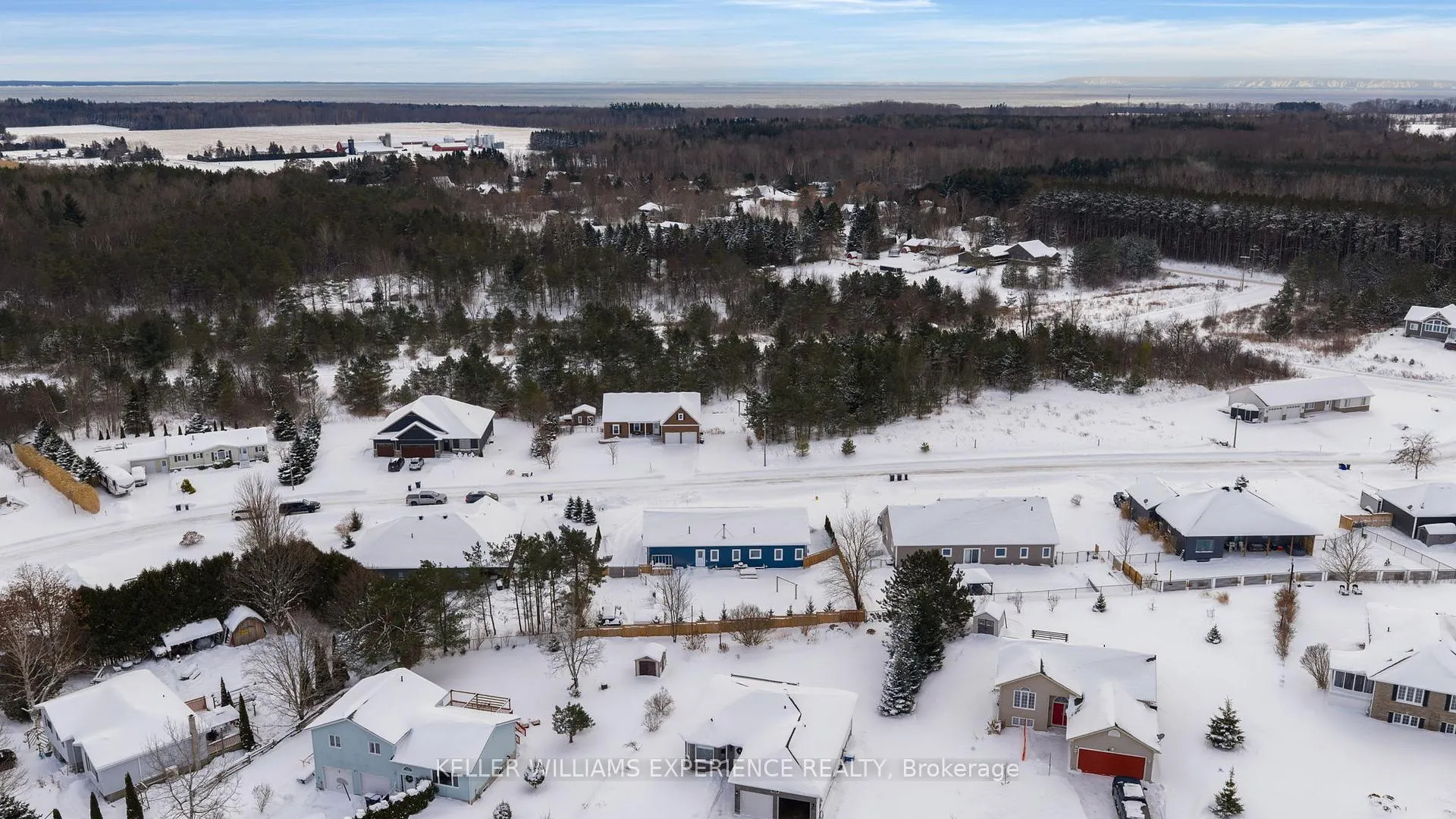 Photo 22 of 24 Rue Helene, Tiny, Lafontaine — HOMEH