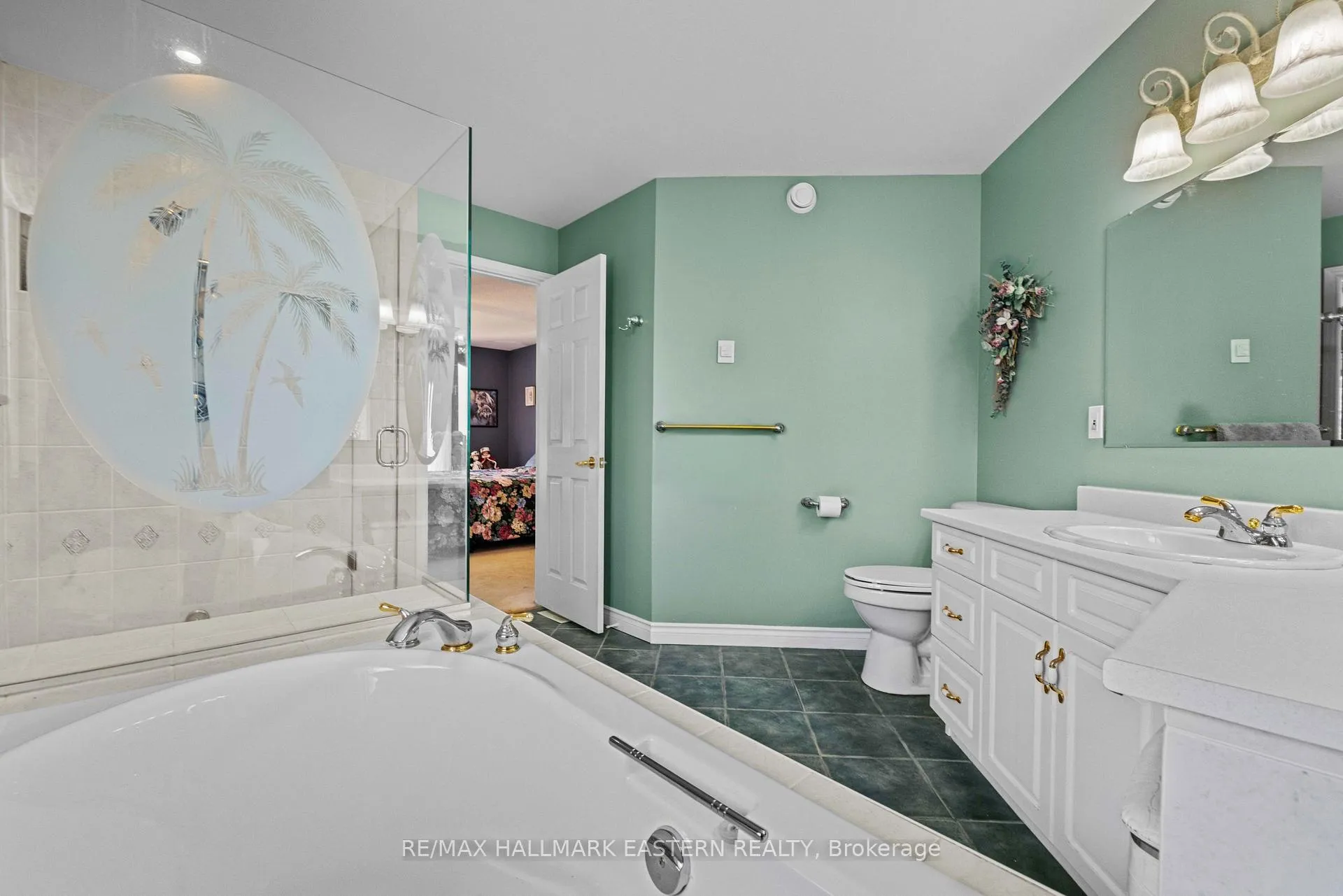 Photo 16 of 13 Hague Boulevard, Selwyn — HOMEH