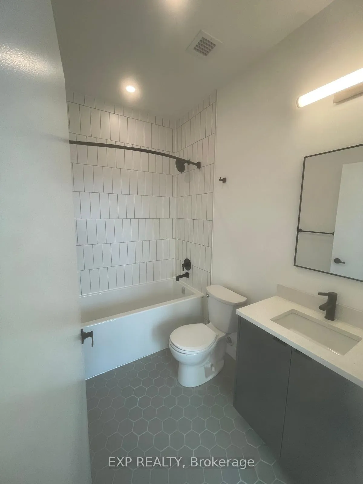 Photo 7 of Unit 210, 1600 James Naismith Drive, Ottawa, Pineview — HOMEH