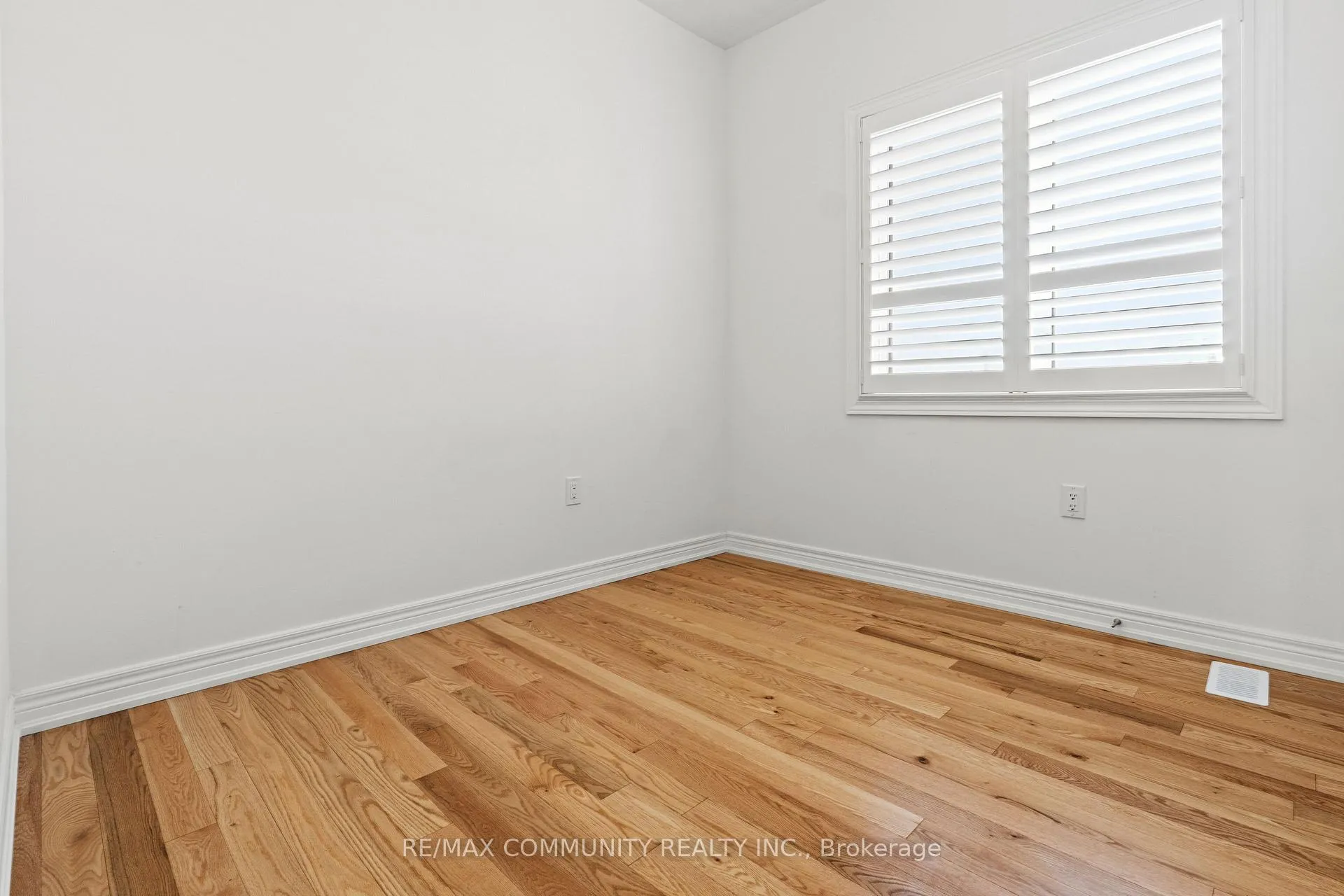 Photo 13 of 81 Armilia Place, Whitby, Rural Whitby — HOMEH