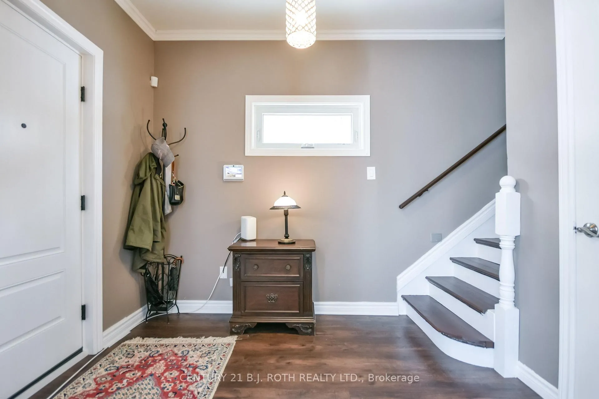Photo 7 of 106 Jarvis Street, Orillia — HOMEH