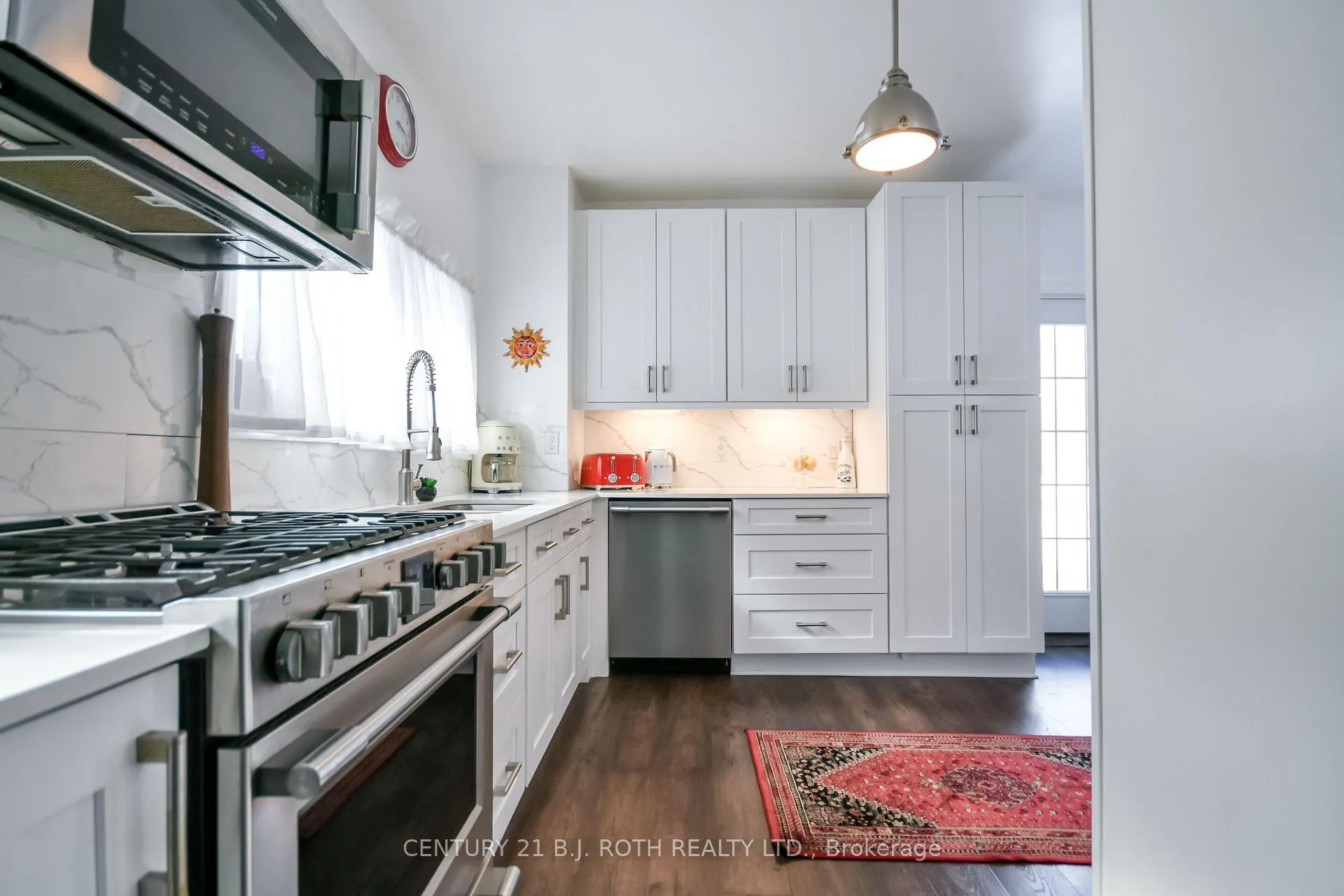 Photo 11 of 106 Jarvis Street, Orillia — HOMEH