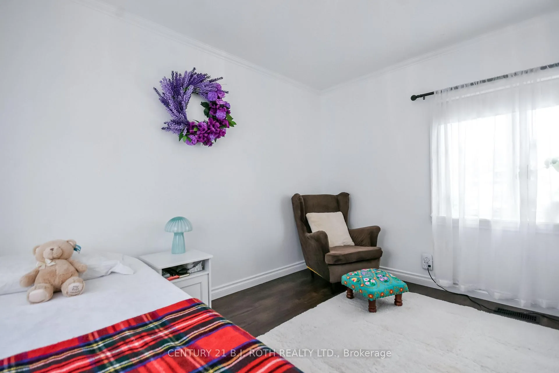 Photo 17 of 106 Jarvis Street, Orillia — HOMEH