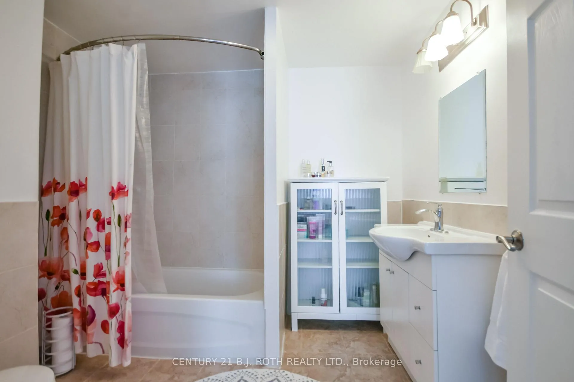 Photo 29 of 106 Jarvis Street, Orillia — HOMEH